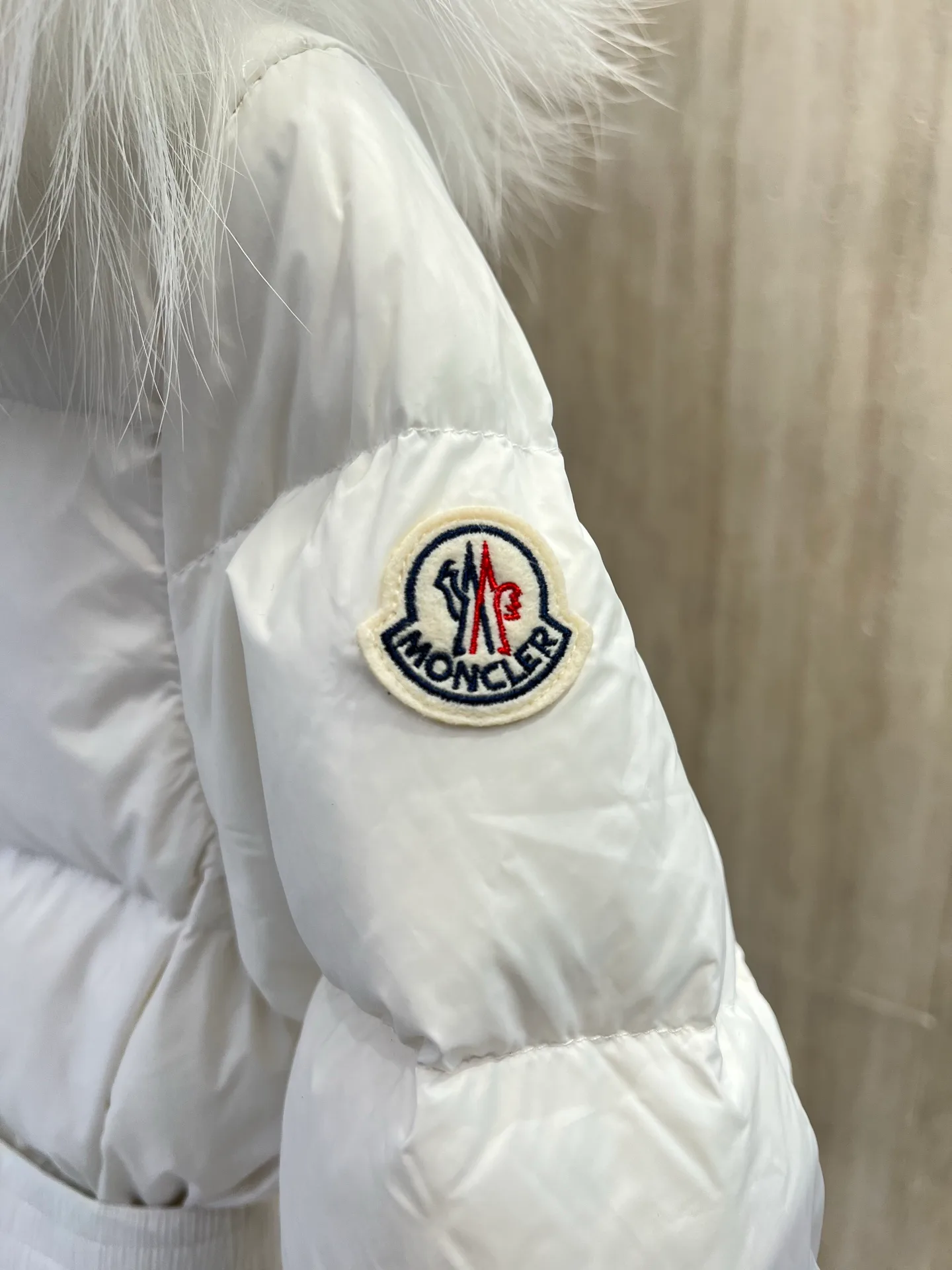 Men's Jackets And Down Jackets MONCLER 18434530