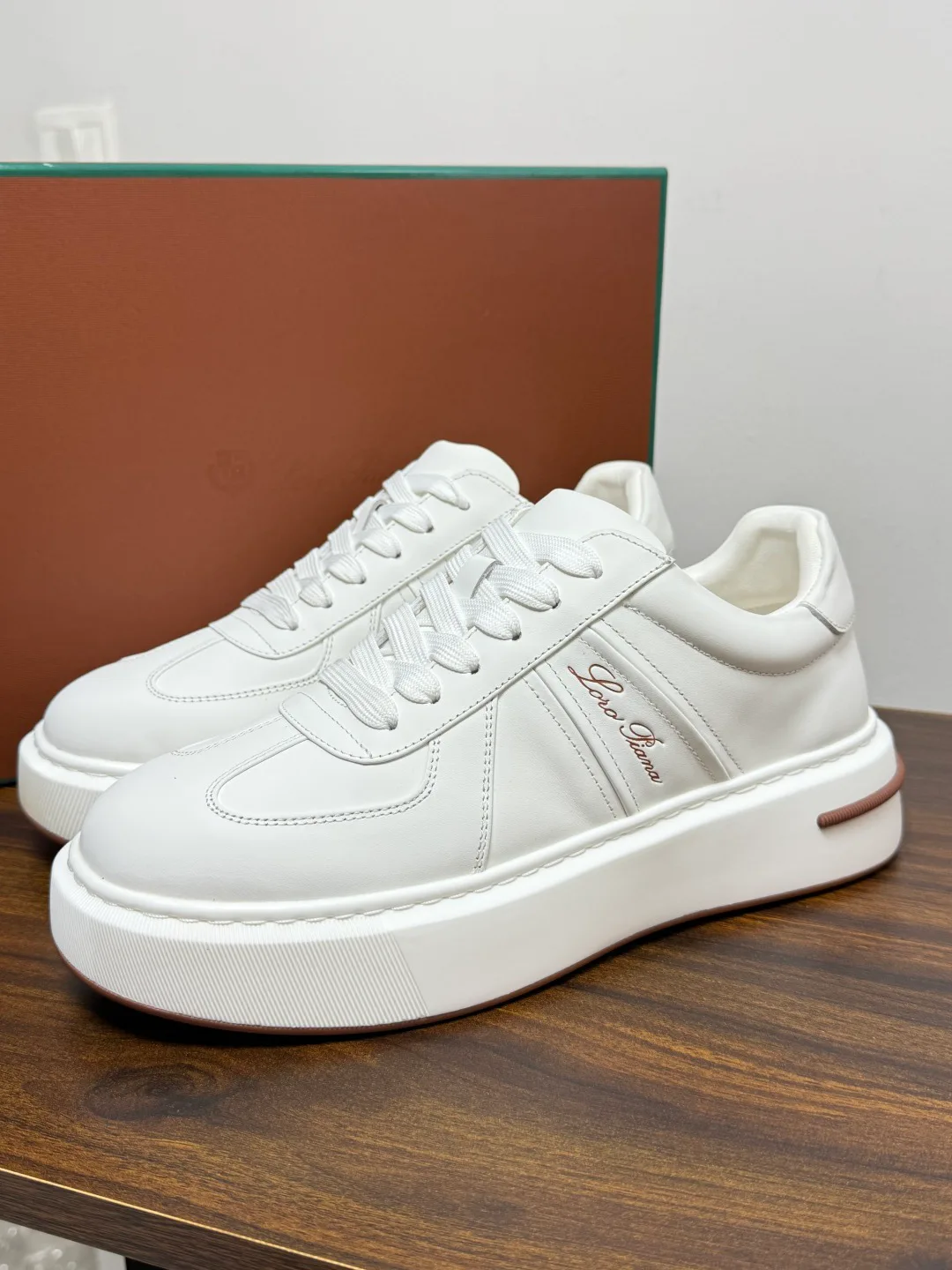 Men's Sneakers LORO PIANA 19569547
