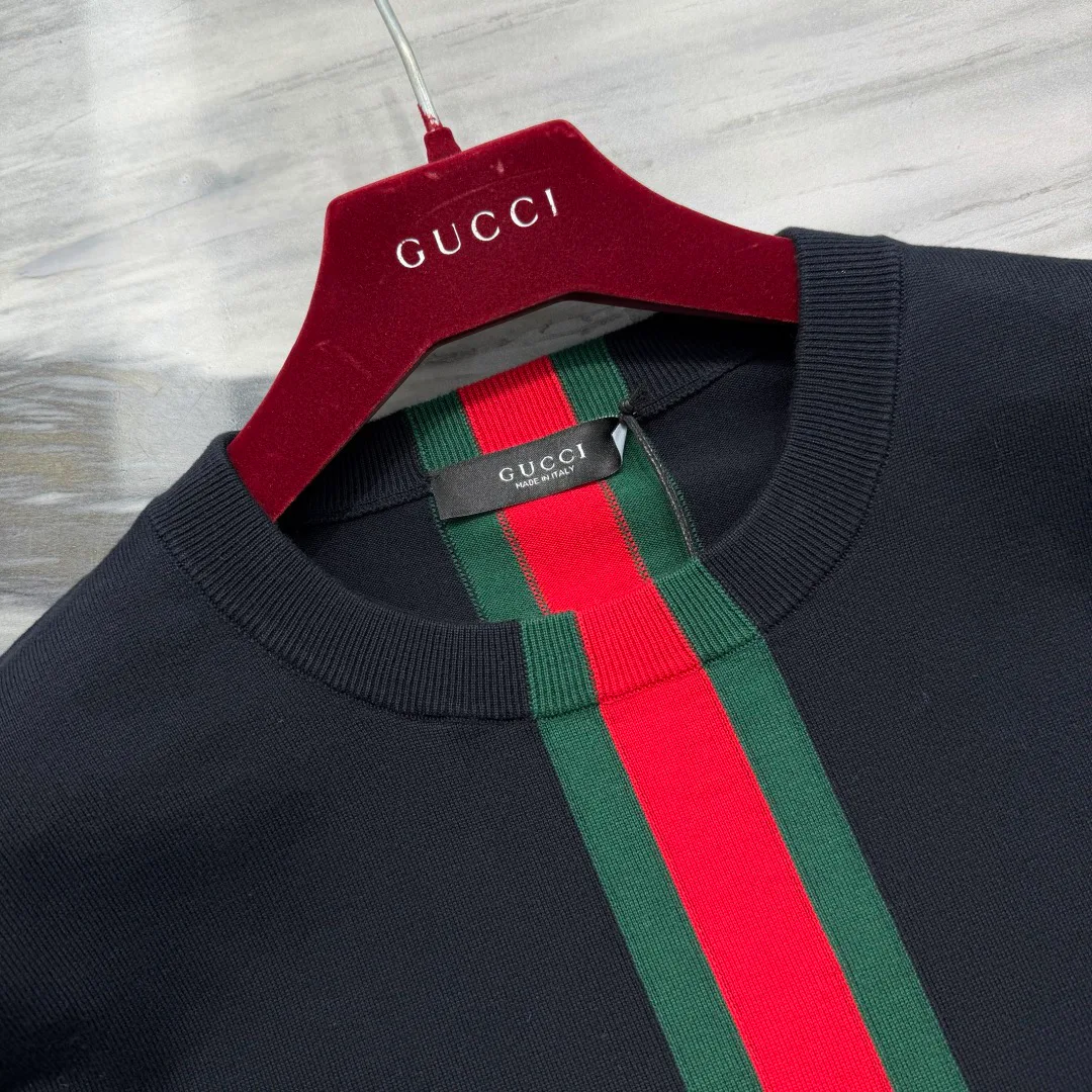 Men's Jumpers And Sweaters GUCCI 18327089