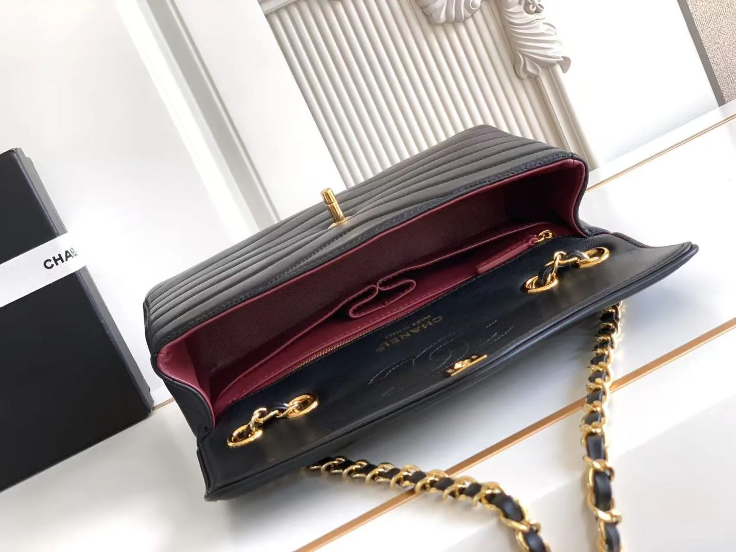 Women's Classic Handbags CHANEL 18058120