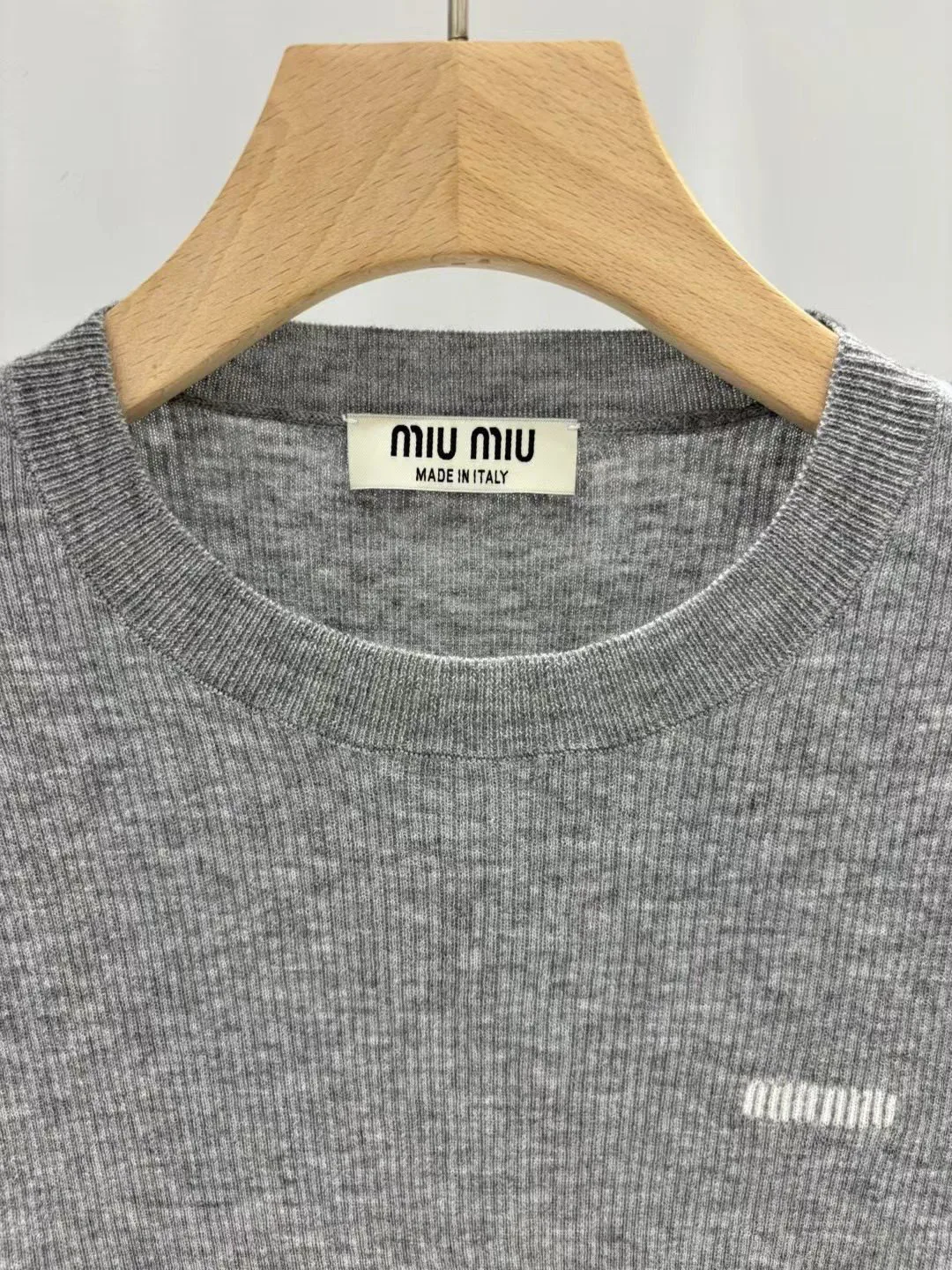 Women's Jumpers And Sweaters MIU MIU 18233419