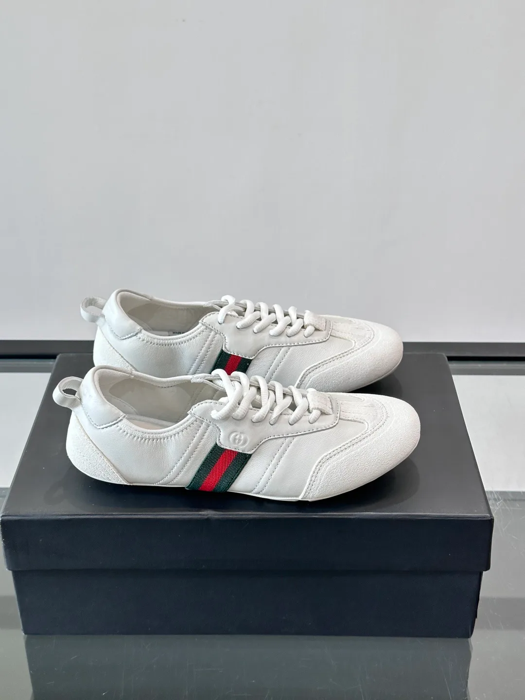 Women's Sneakers GUCCI 17689240