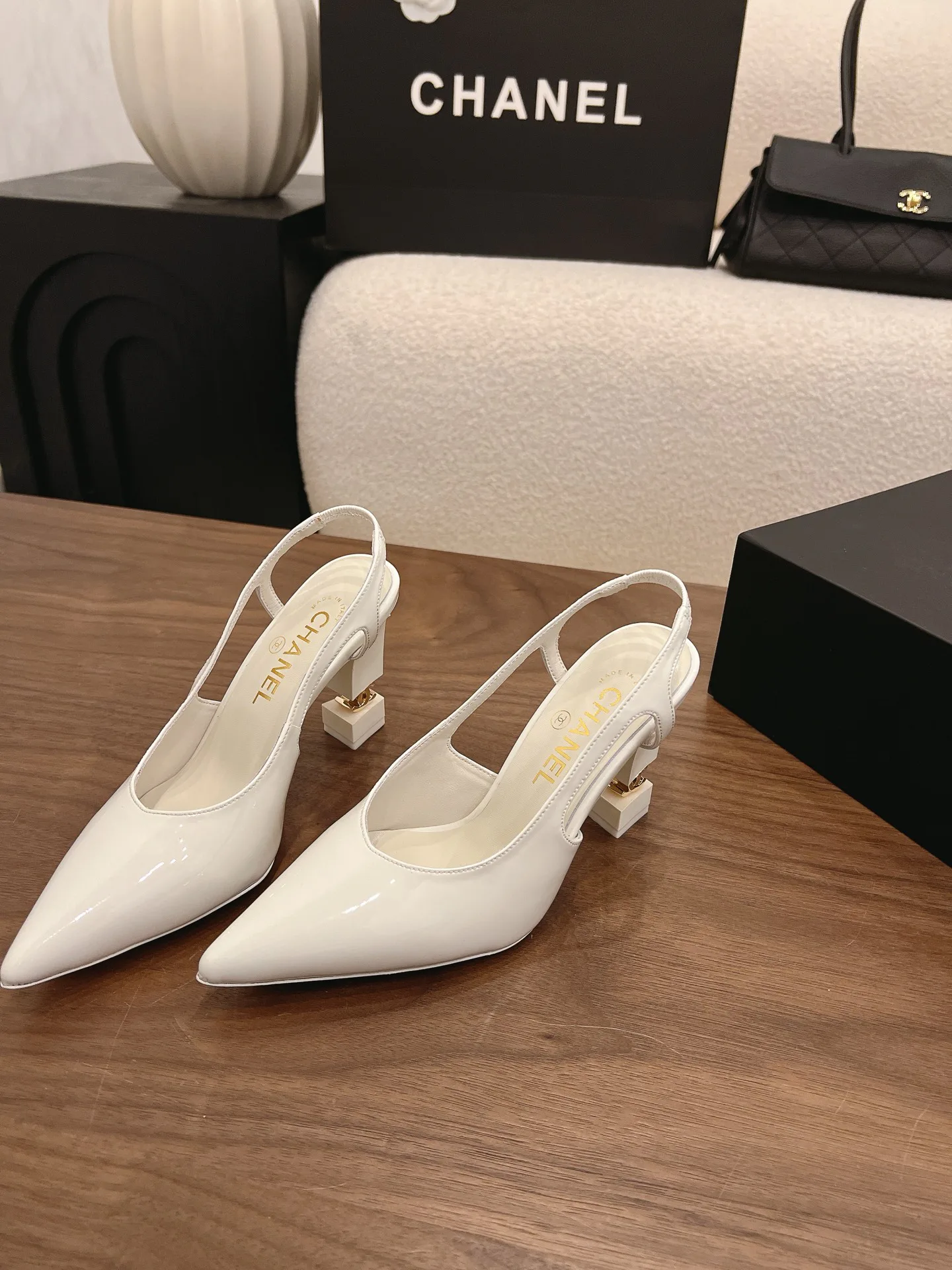 Women's Heels CHANEL 17342735