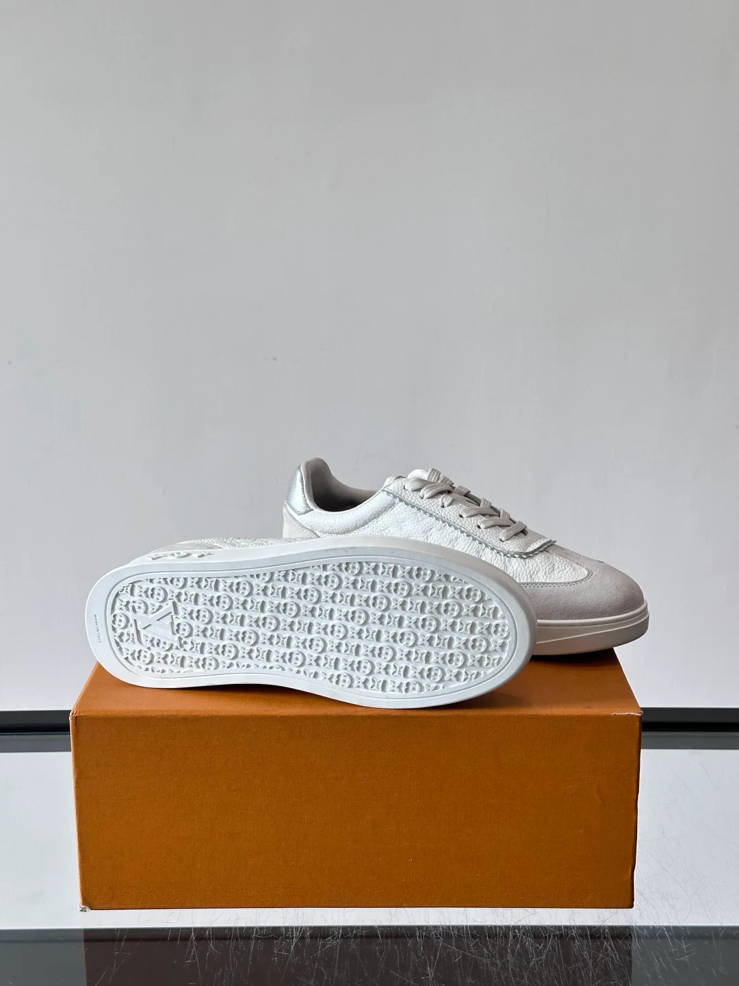 Men's Sneakers LOUIS VUITTON 17961802