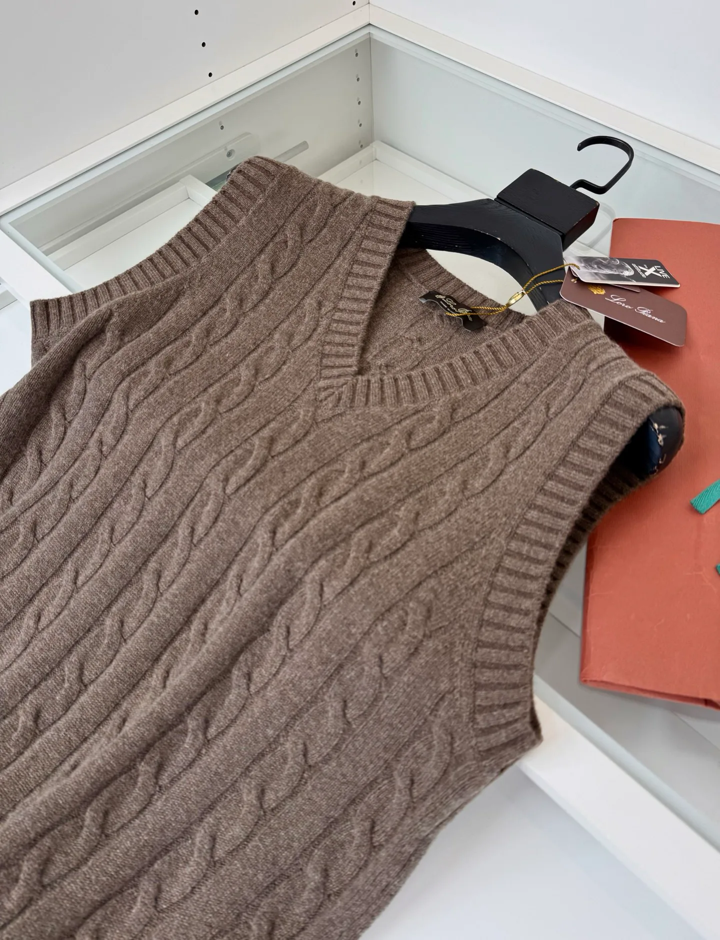 Men's Vests LORO PIANA 18396422