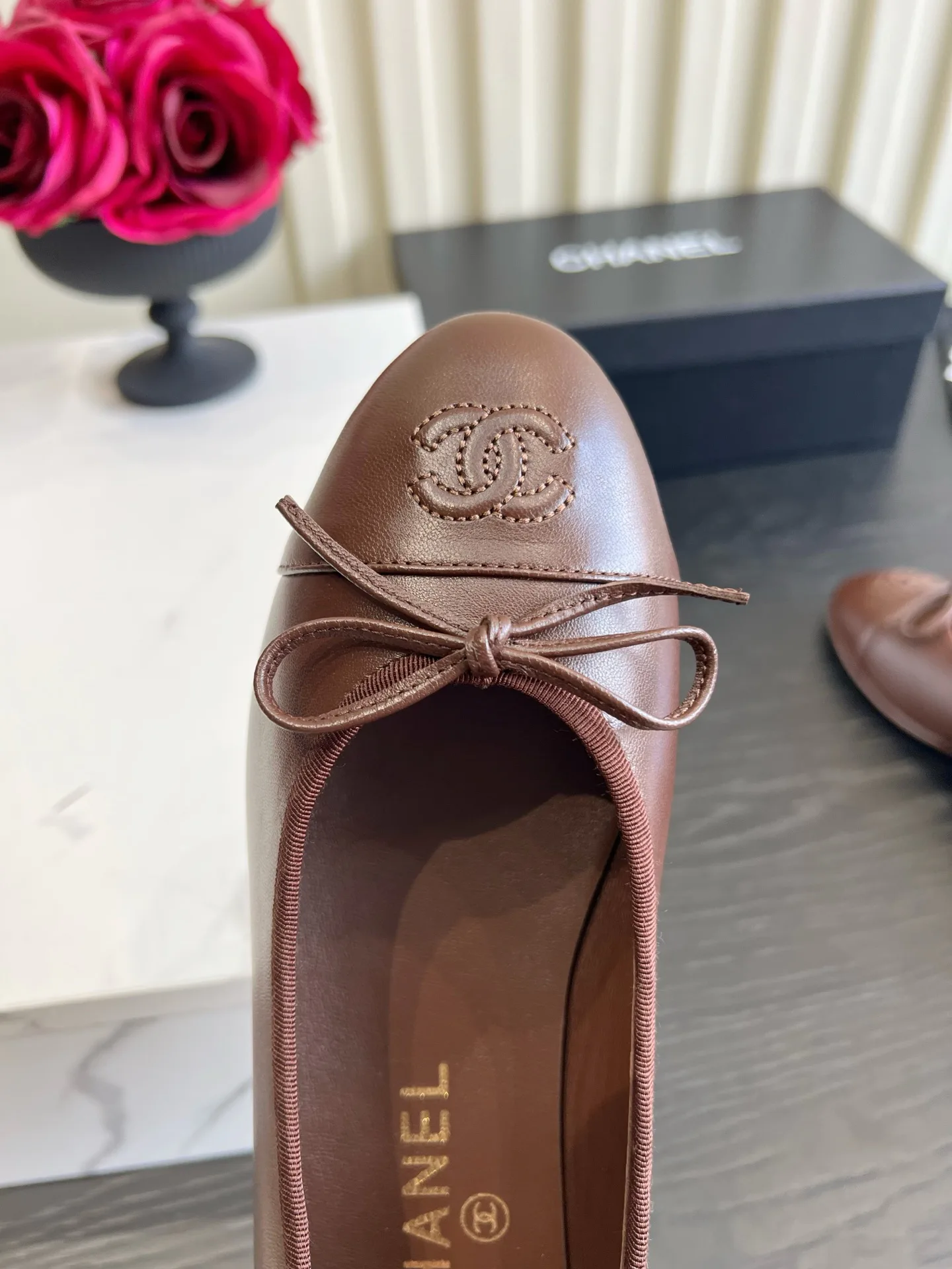 Women's Ballet Flats CHANEL 18223047