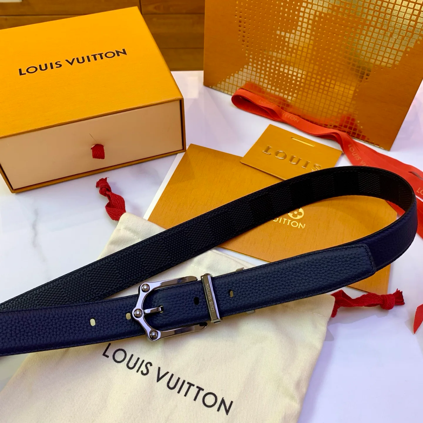 Belts LOUIS VUITTON 17638908