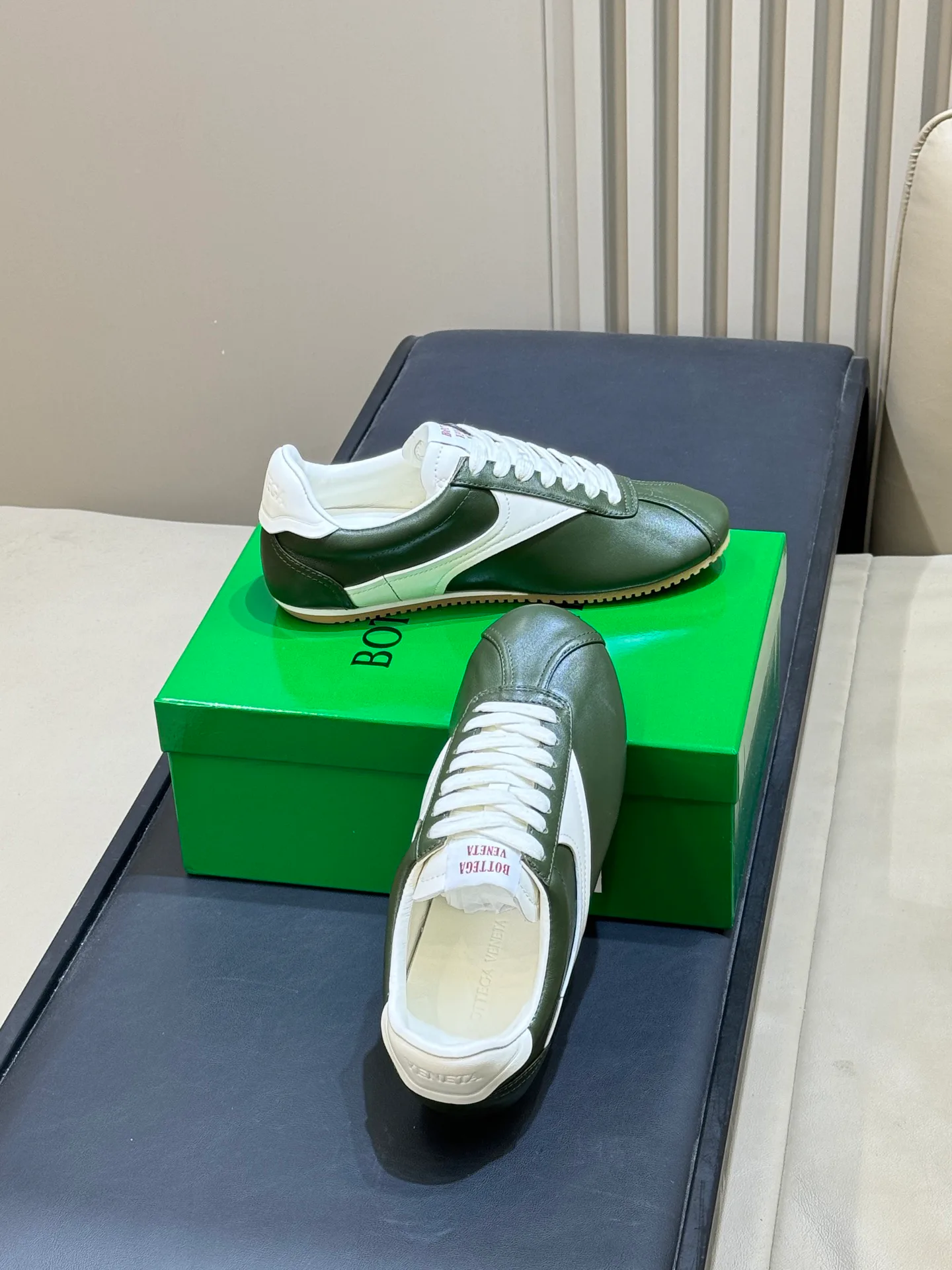 Men's Sneakers BOTTEGA VENETA 18072774