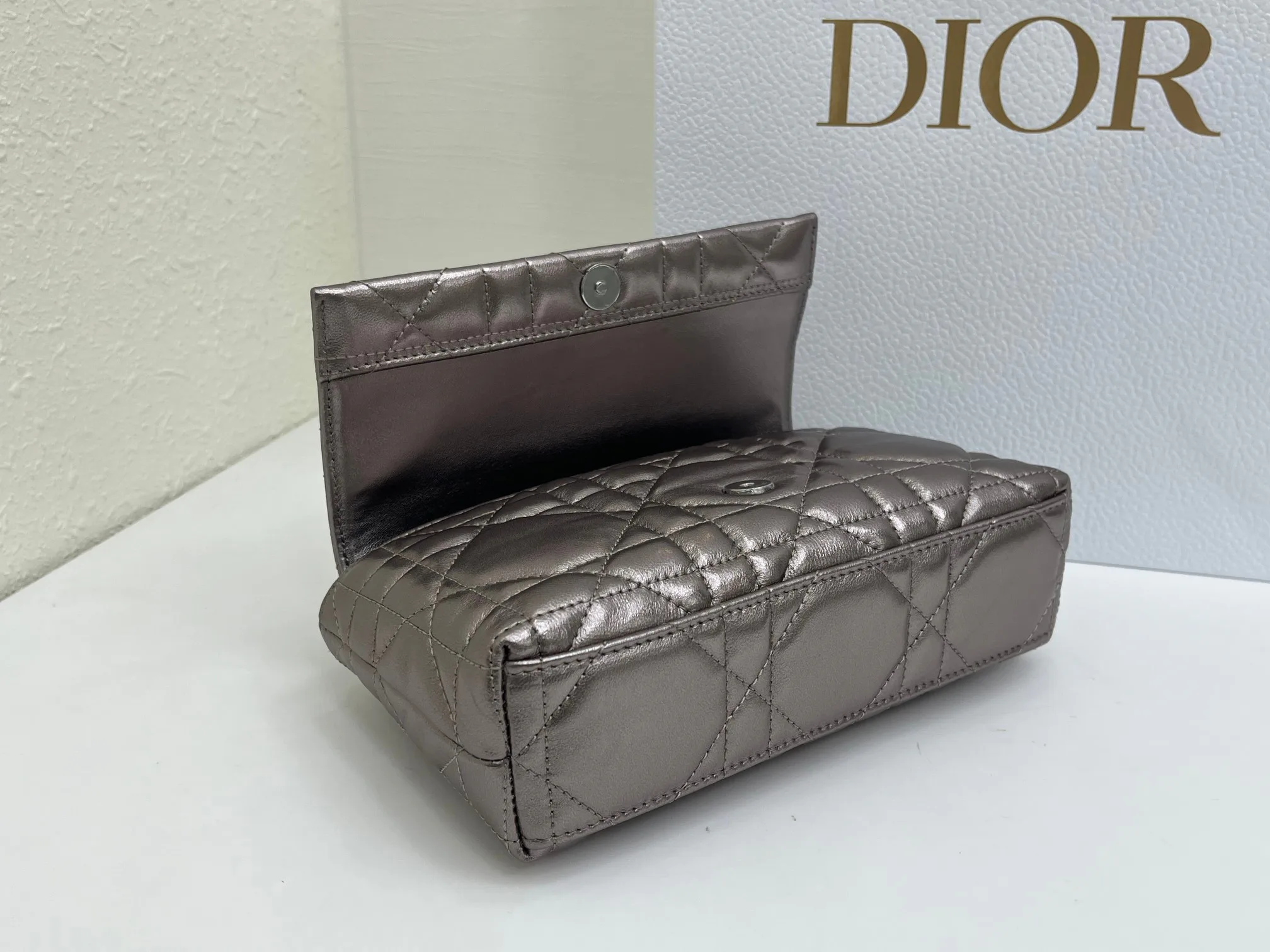 Women's Classic Handbags CHRISTIAN DIOR 17463894