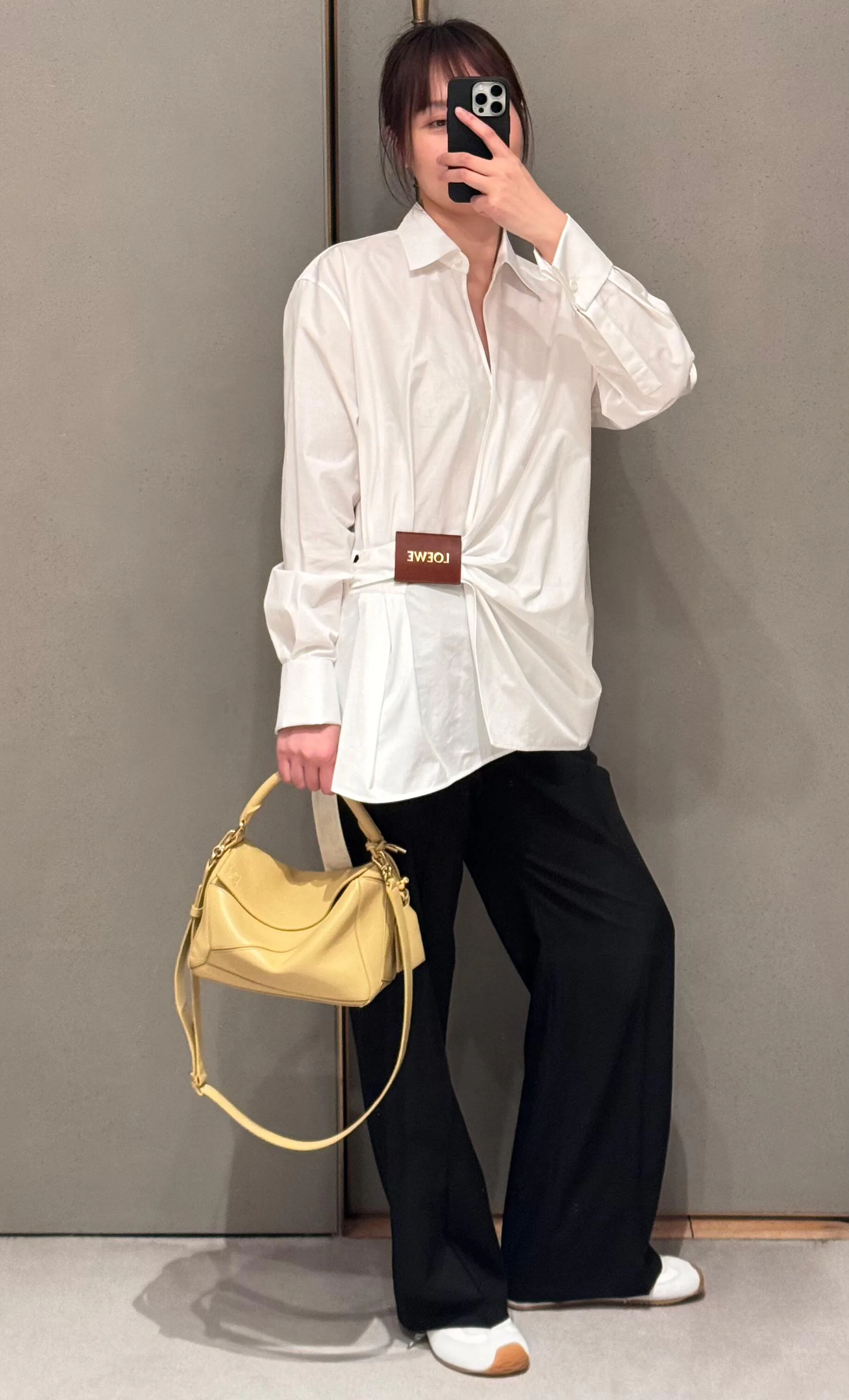 Women's Classic Handbags LOEWE 17270382