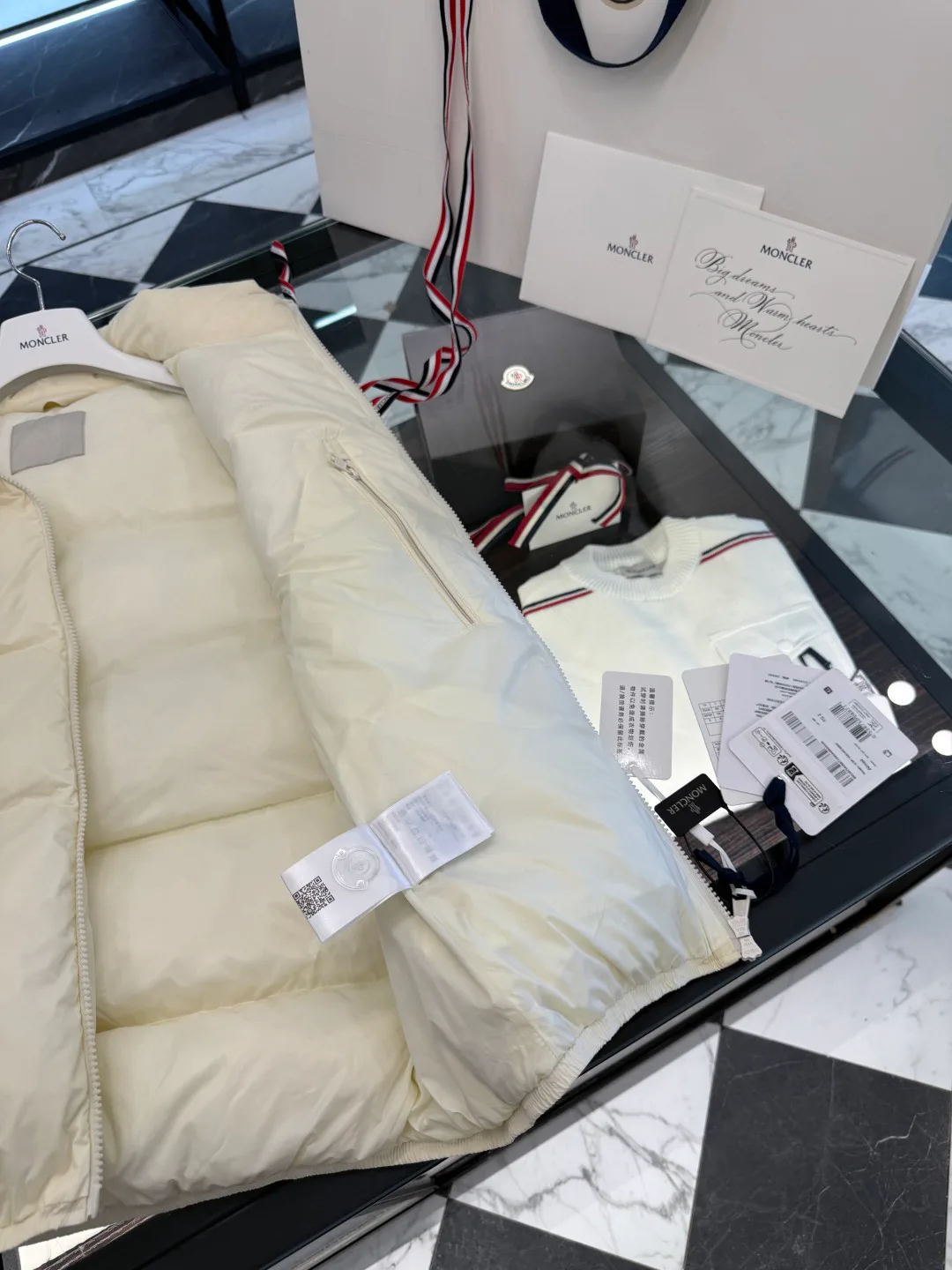 Women's Vests MONCLER 18007566