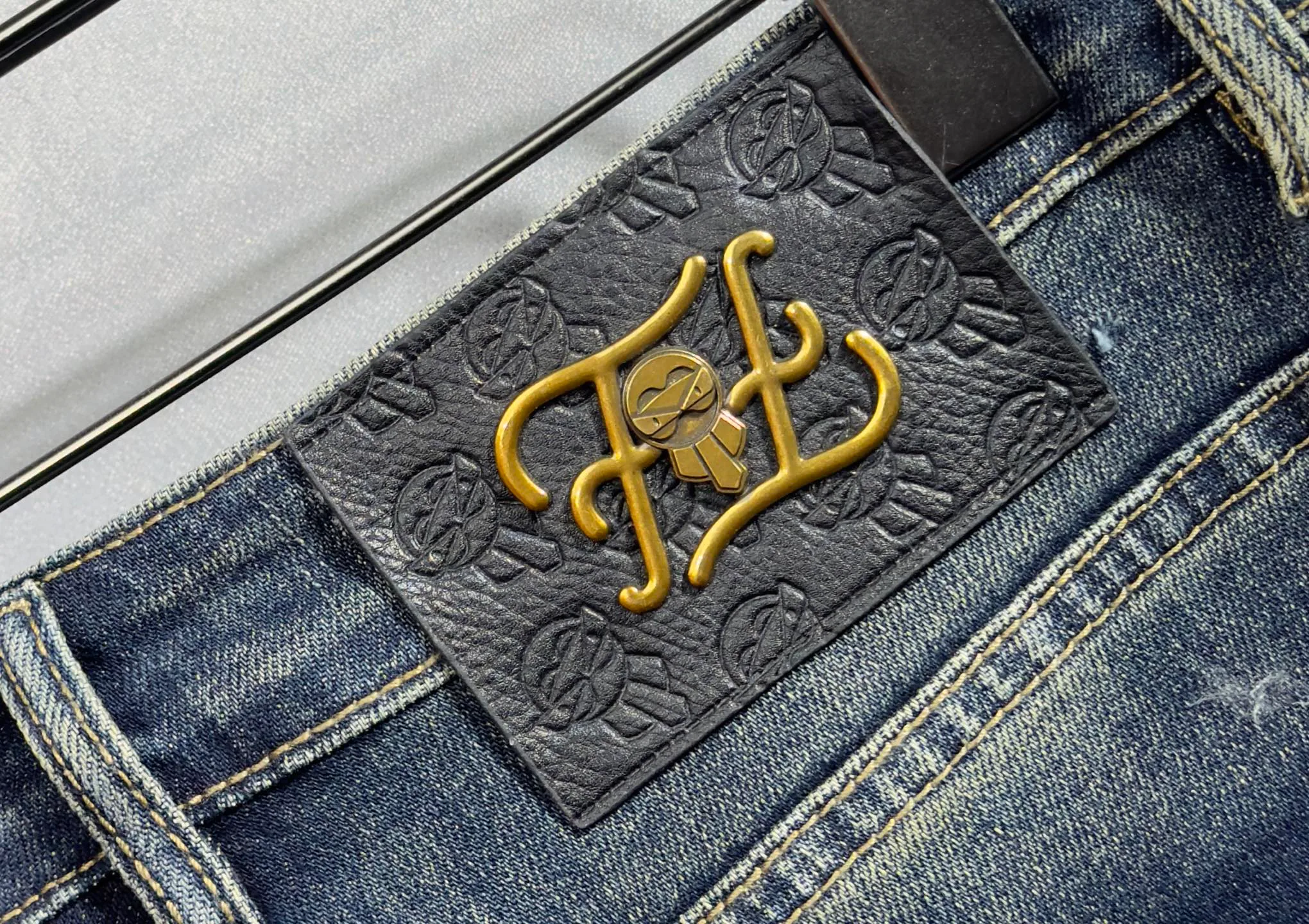 Men's Jeans FENDI 18098371