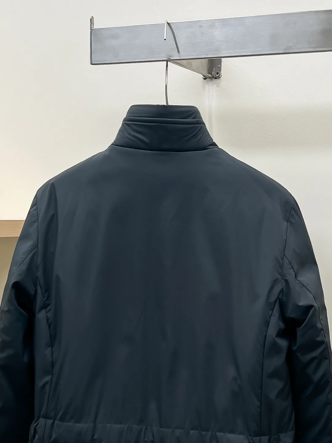 Men's Jackets And Down Jackets MONCLER 18499142