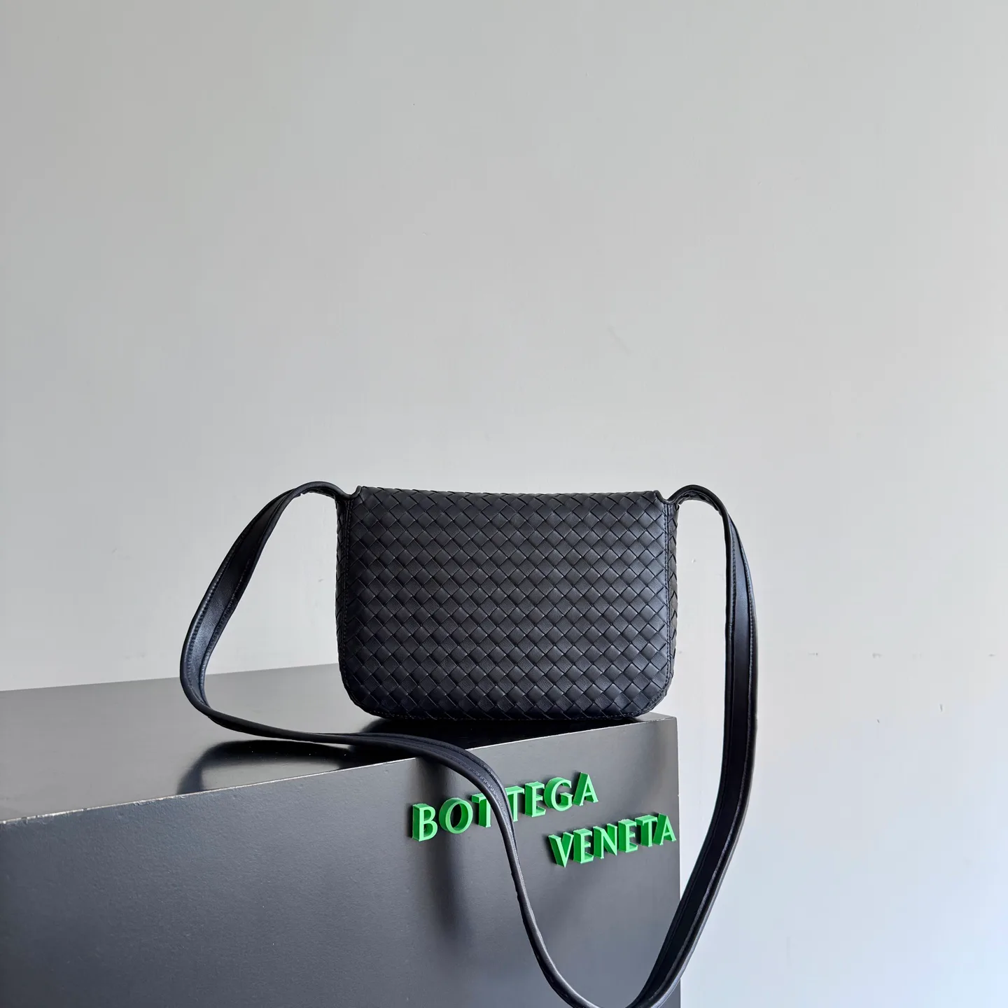 Women's Classic Handbags BOTTEGA VENETA 18004864