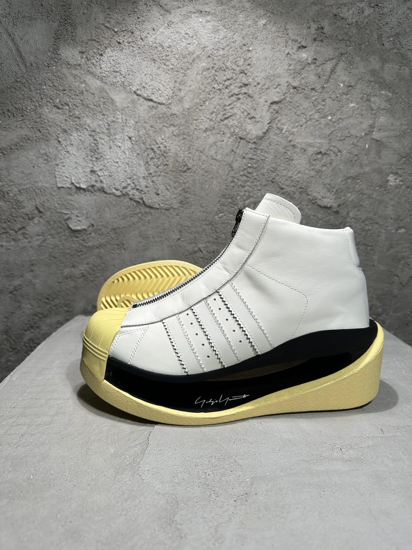 Women's Sneakers Y-3 18011945