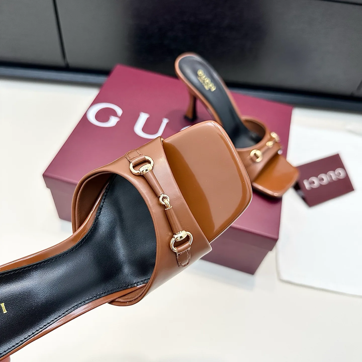 Women's Open-Toe Sandals GUCCI 17614699