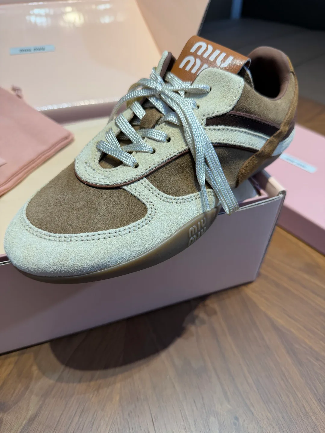 Women's Sneakers MIU MIU 18267511
