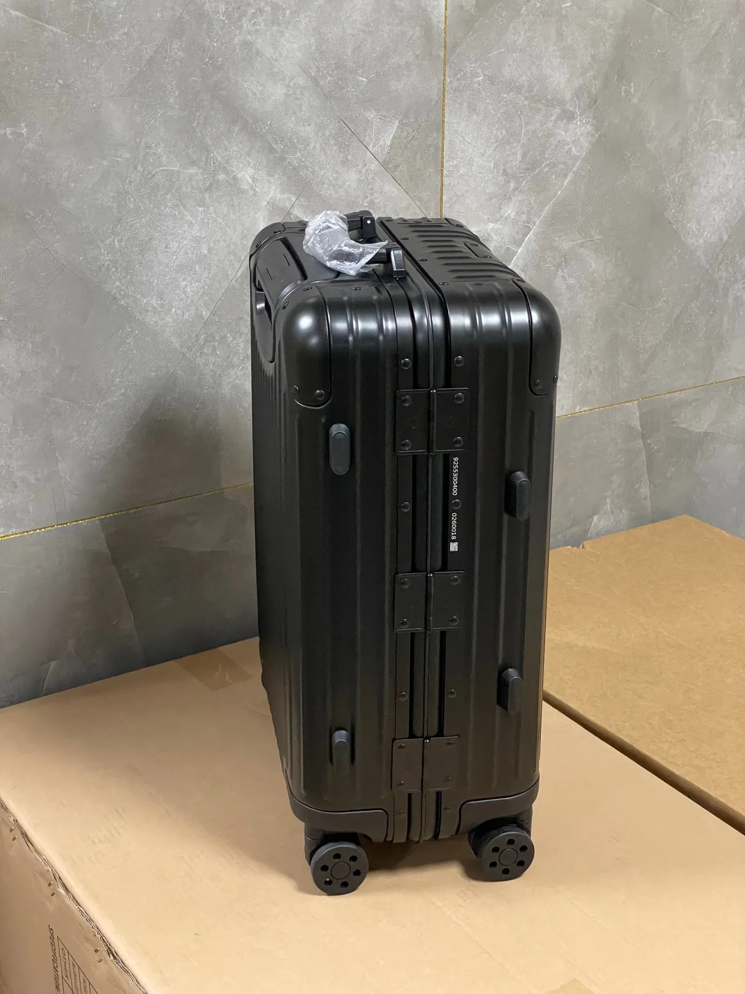 Suitcases RIMOWA 17365972