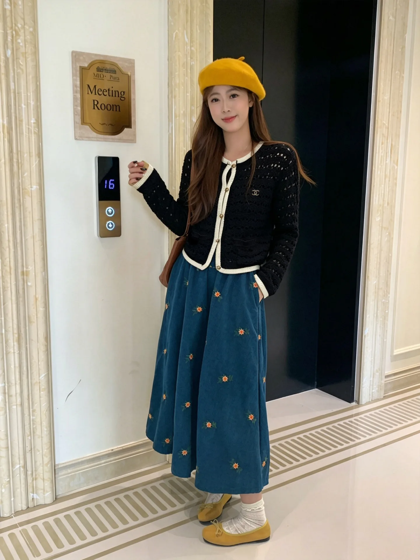Women's Jumpers And Sweaters CHANEL 17995649