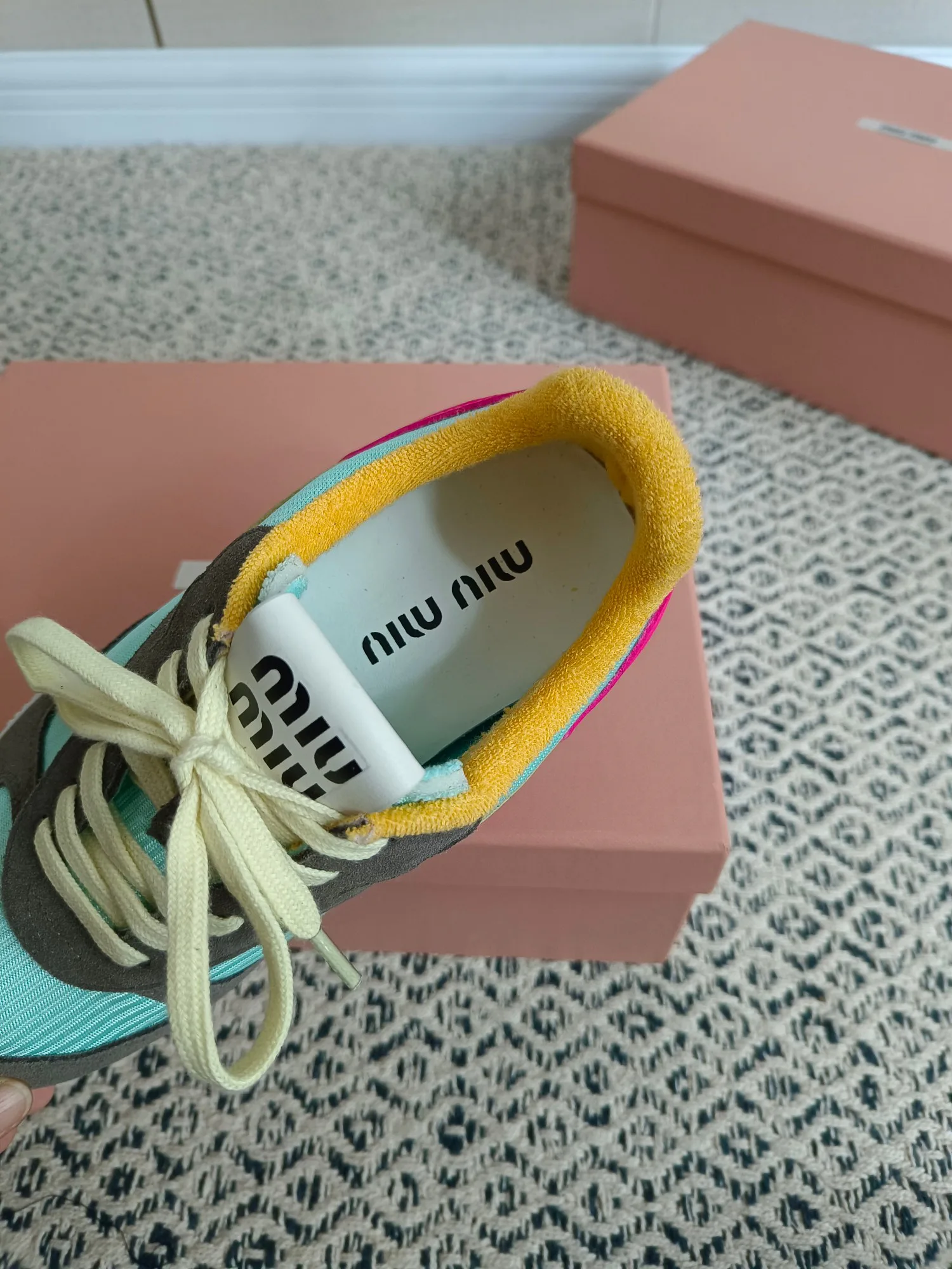 Women's Sneakers MIU MIU 18273942
