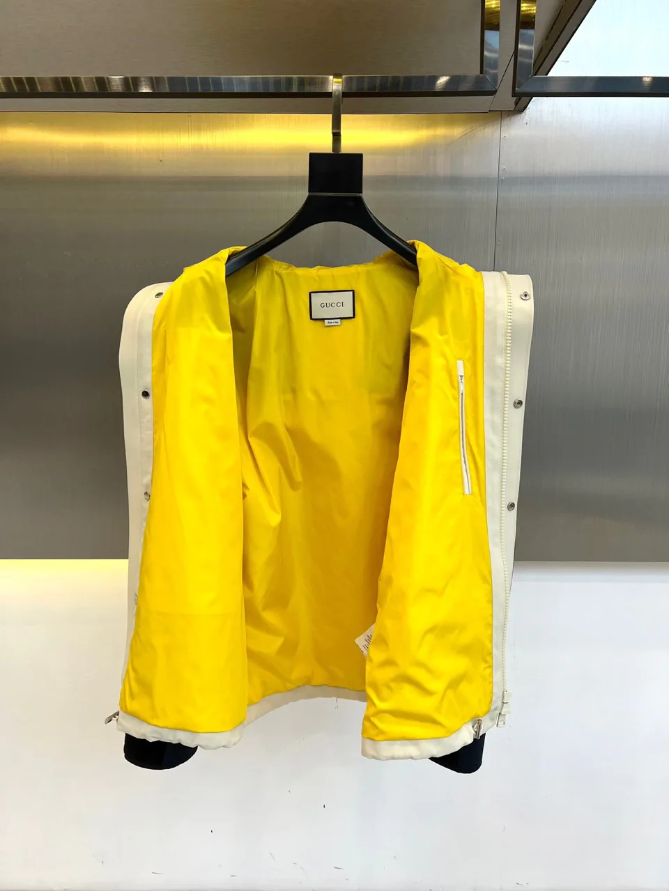 Women's Jackets And Down Jackets GUCCI 18416804