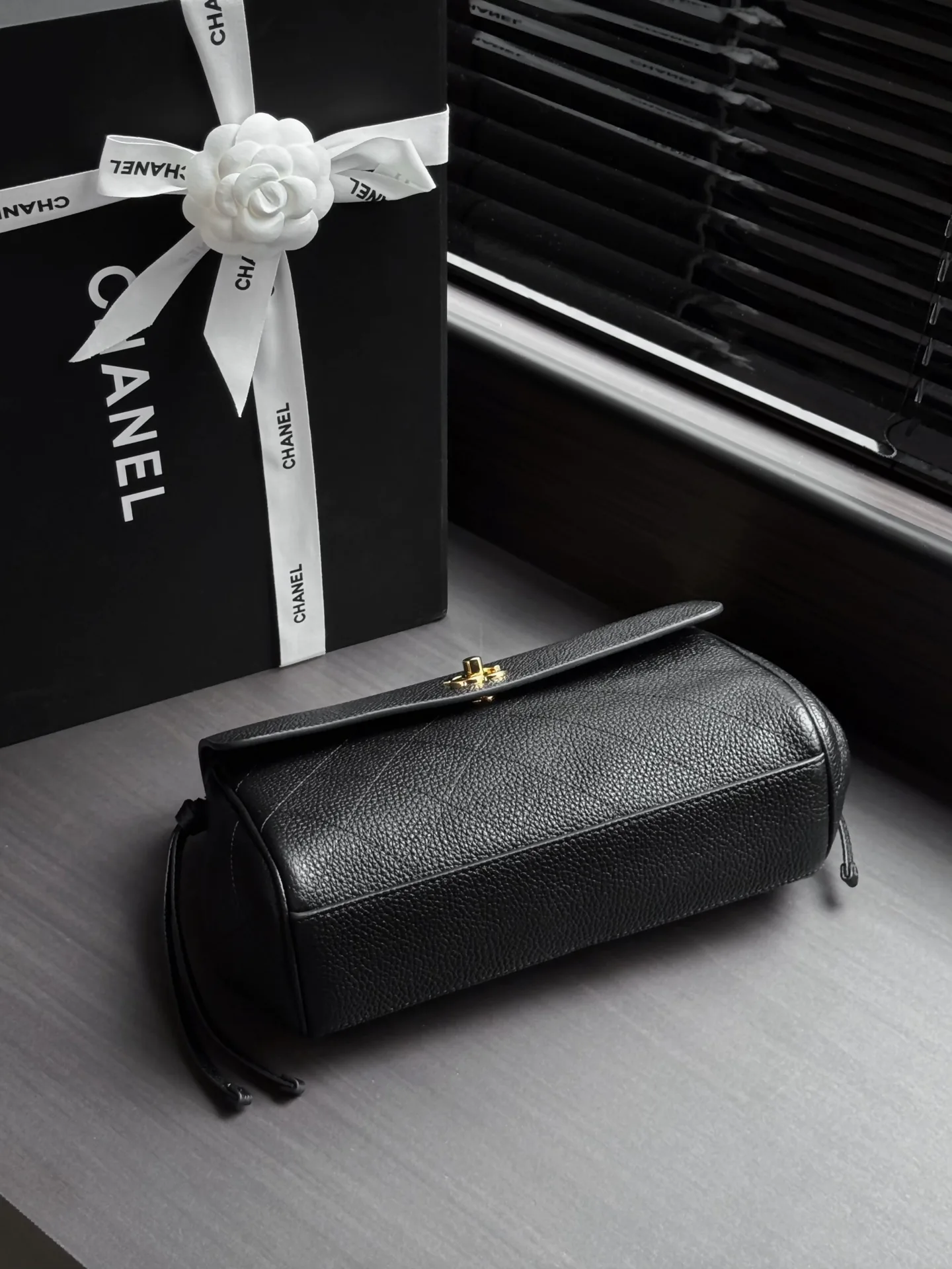 Women's Classic Handbags CHANEL 18147650