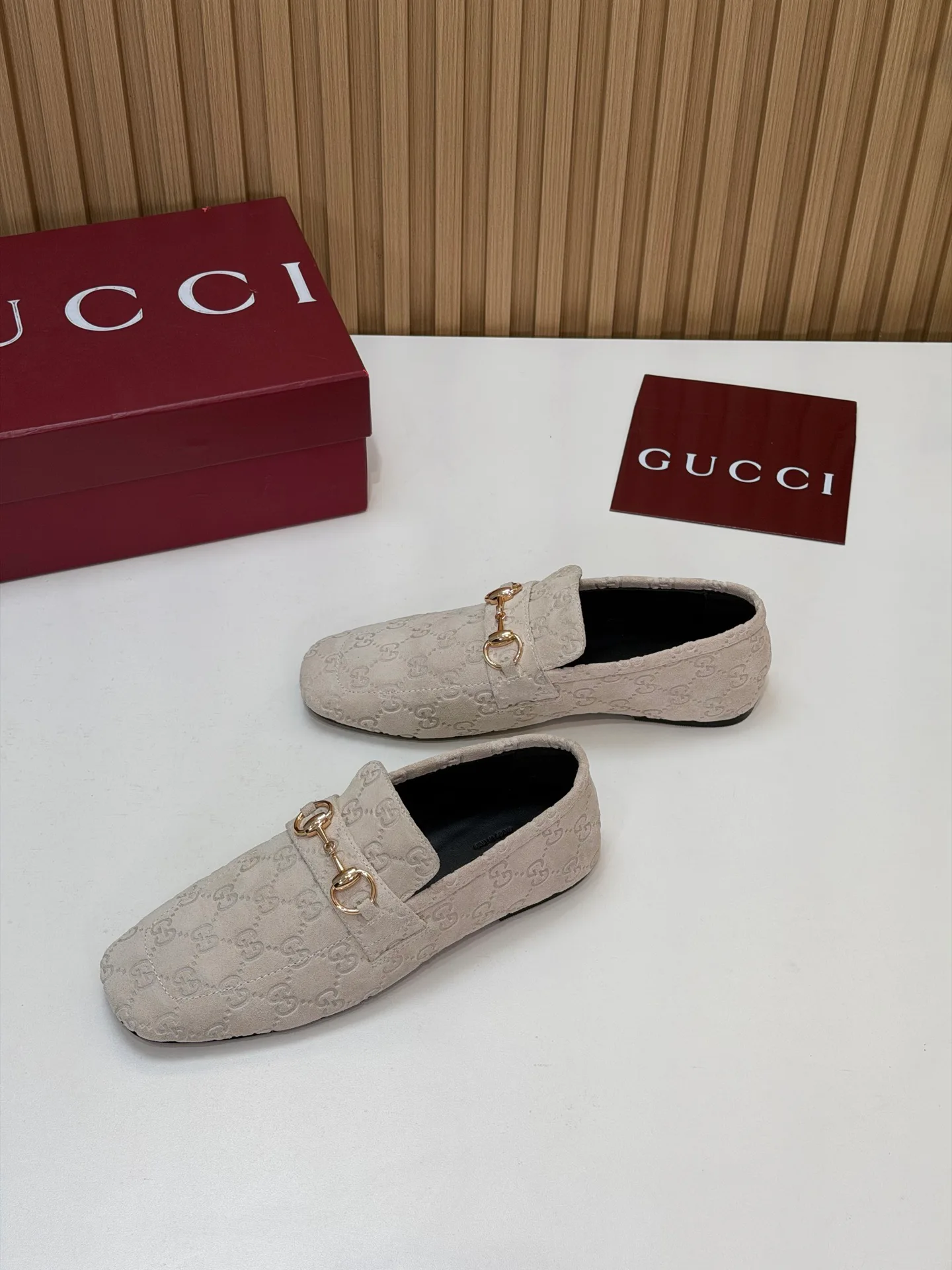 Women's Loafers And Moccasins GUCCI 18083808