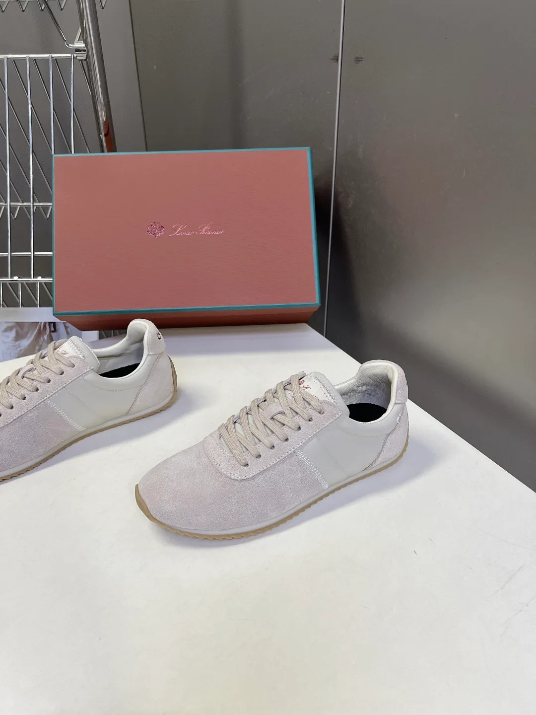 Men's Sneakers LORO PIANA 17449337