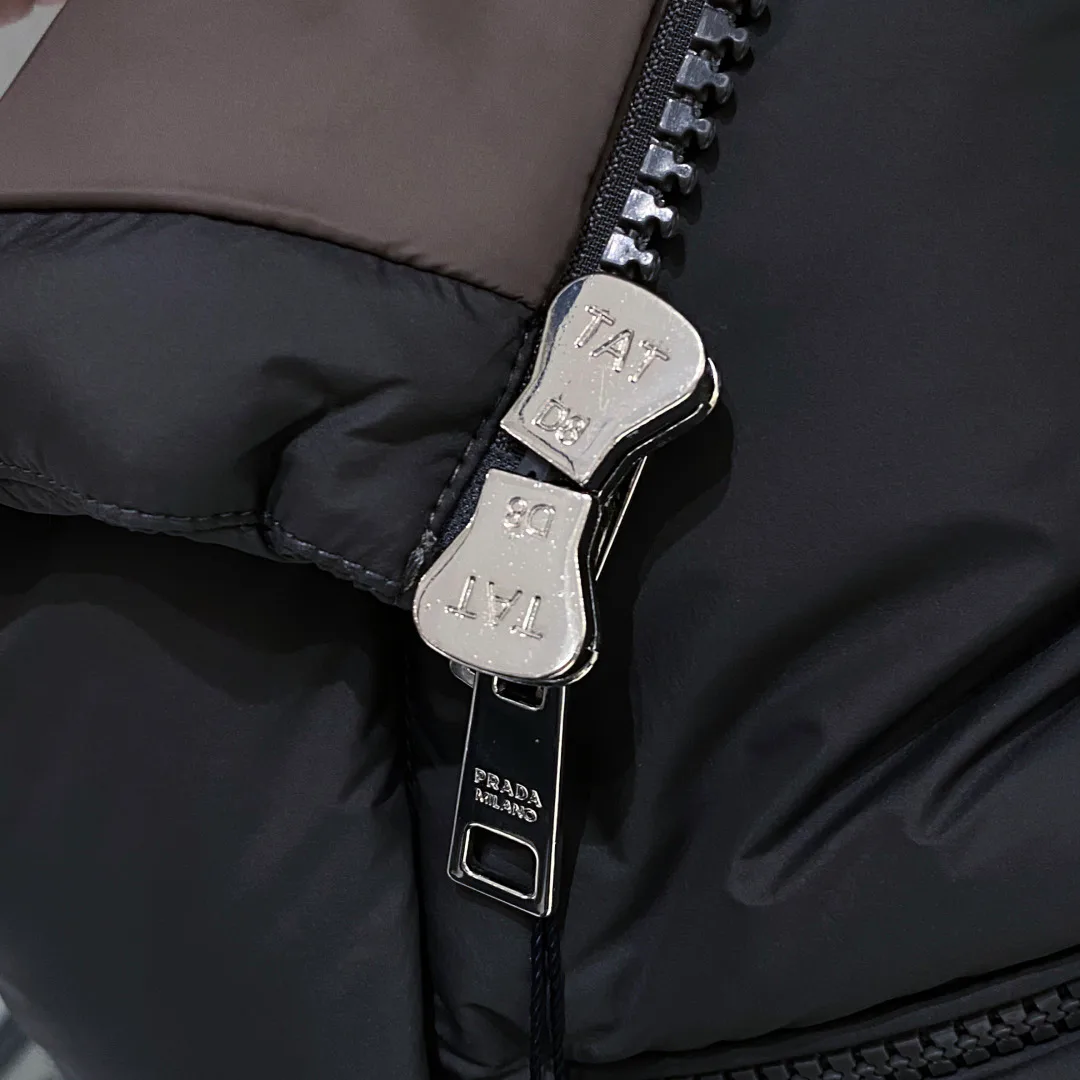 Жилеты Мужские Prada 18572304