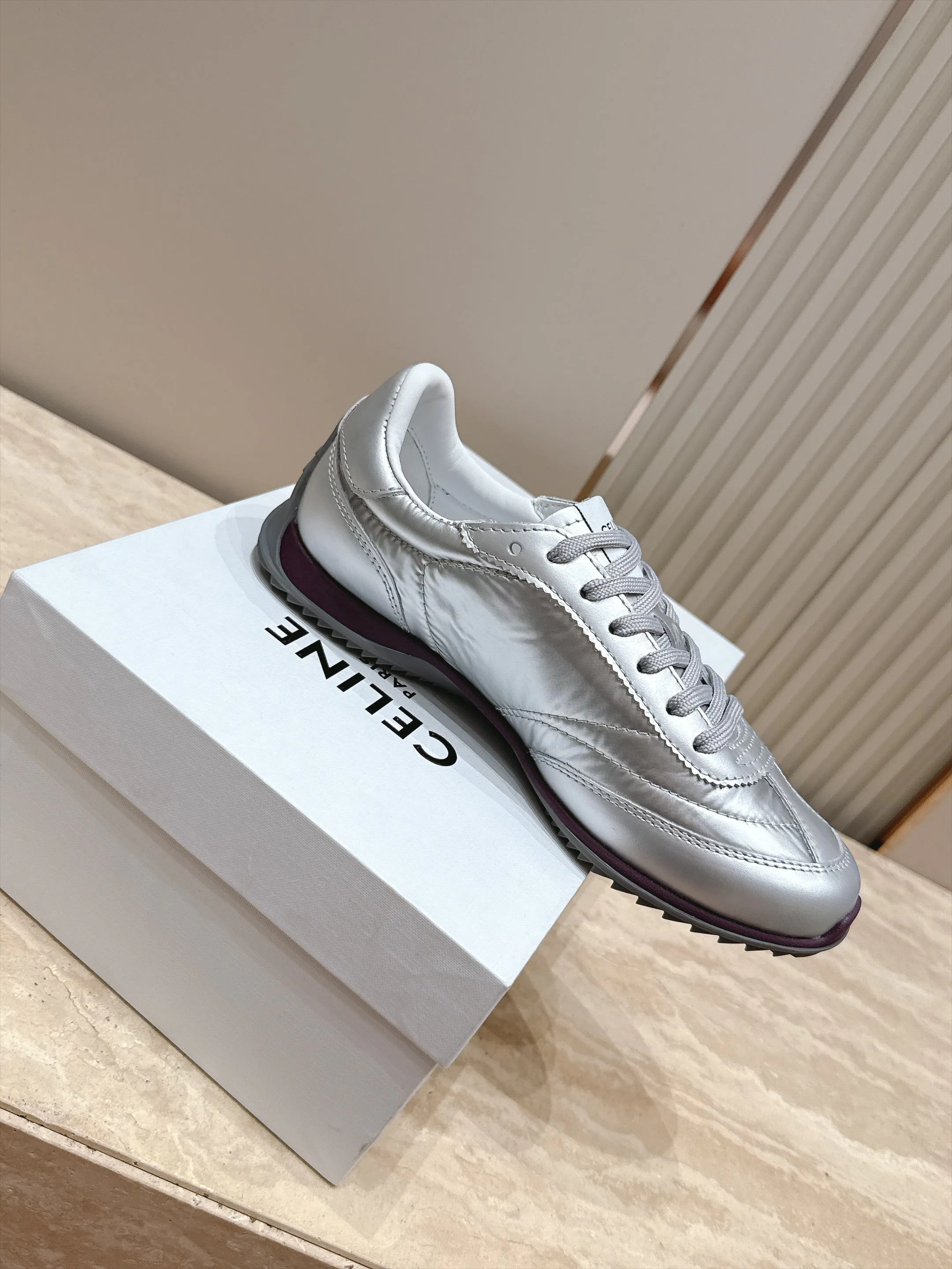 Women's Sneakers CELINE 18420780