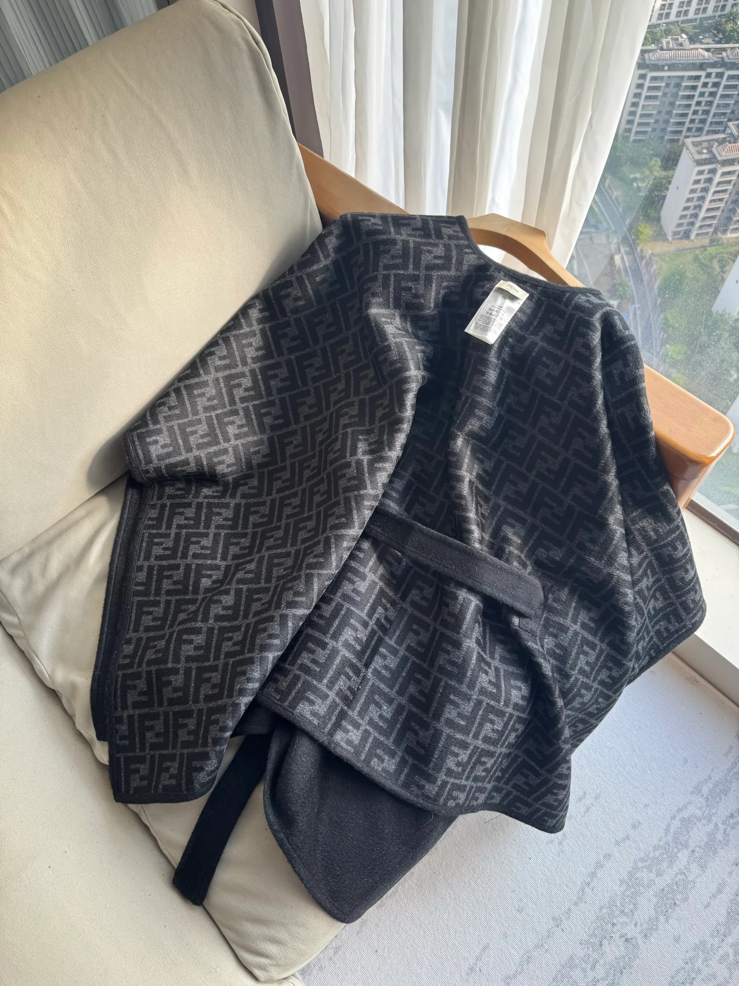 Women's Coats FENDI 18361622