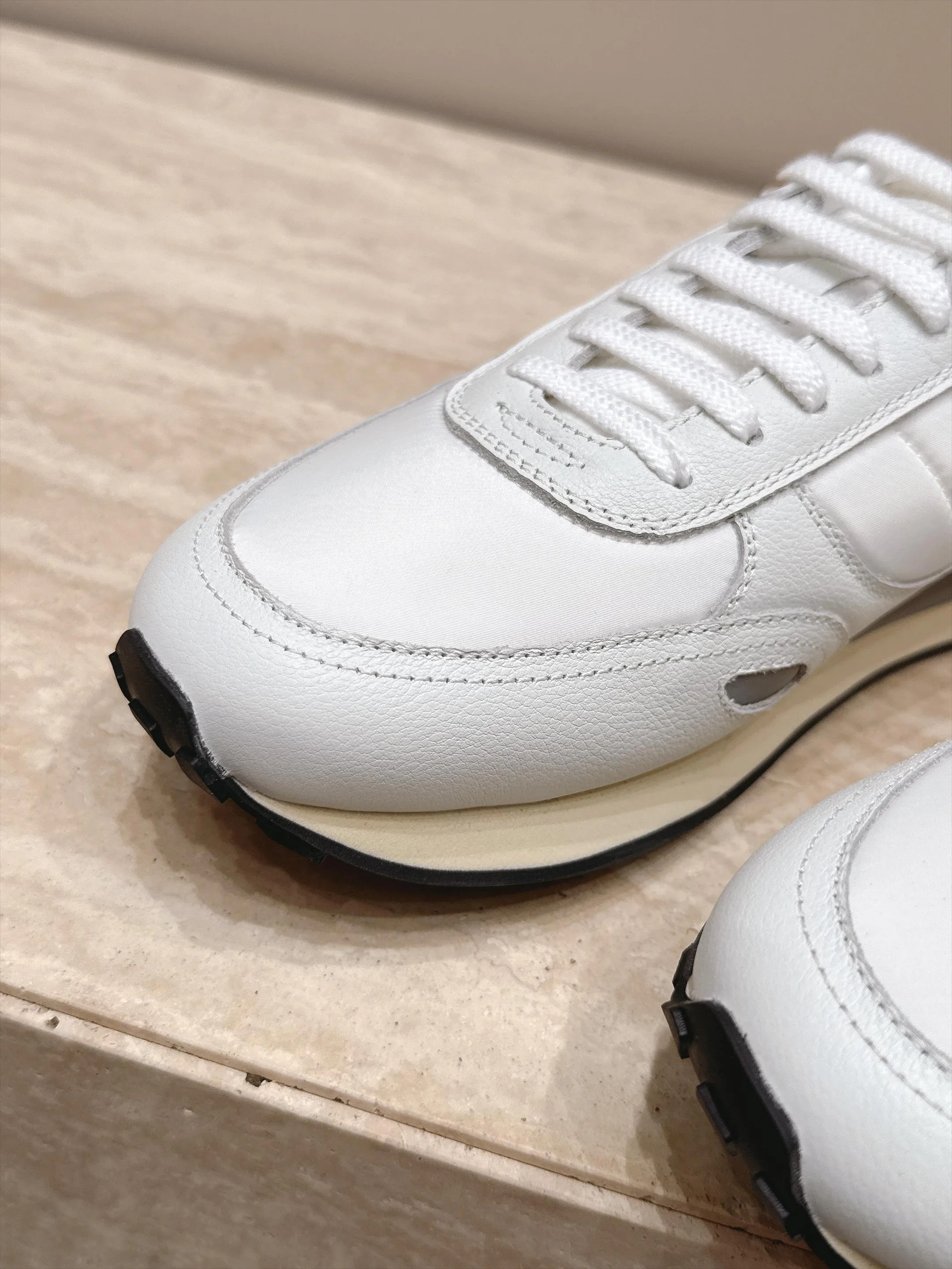 Women's Sneakers VALENTINO 17856166