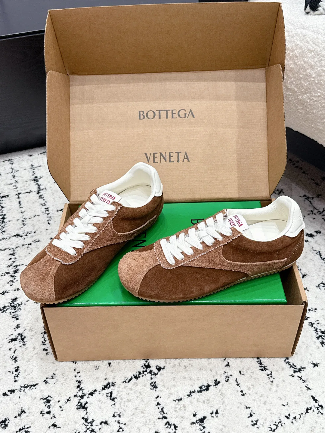 Women's Sneakers BOTTEGA VENETA 18125101