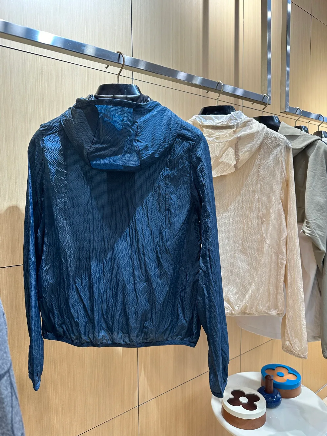Men's Jackets And Down Jackets MONCLER 17480515