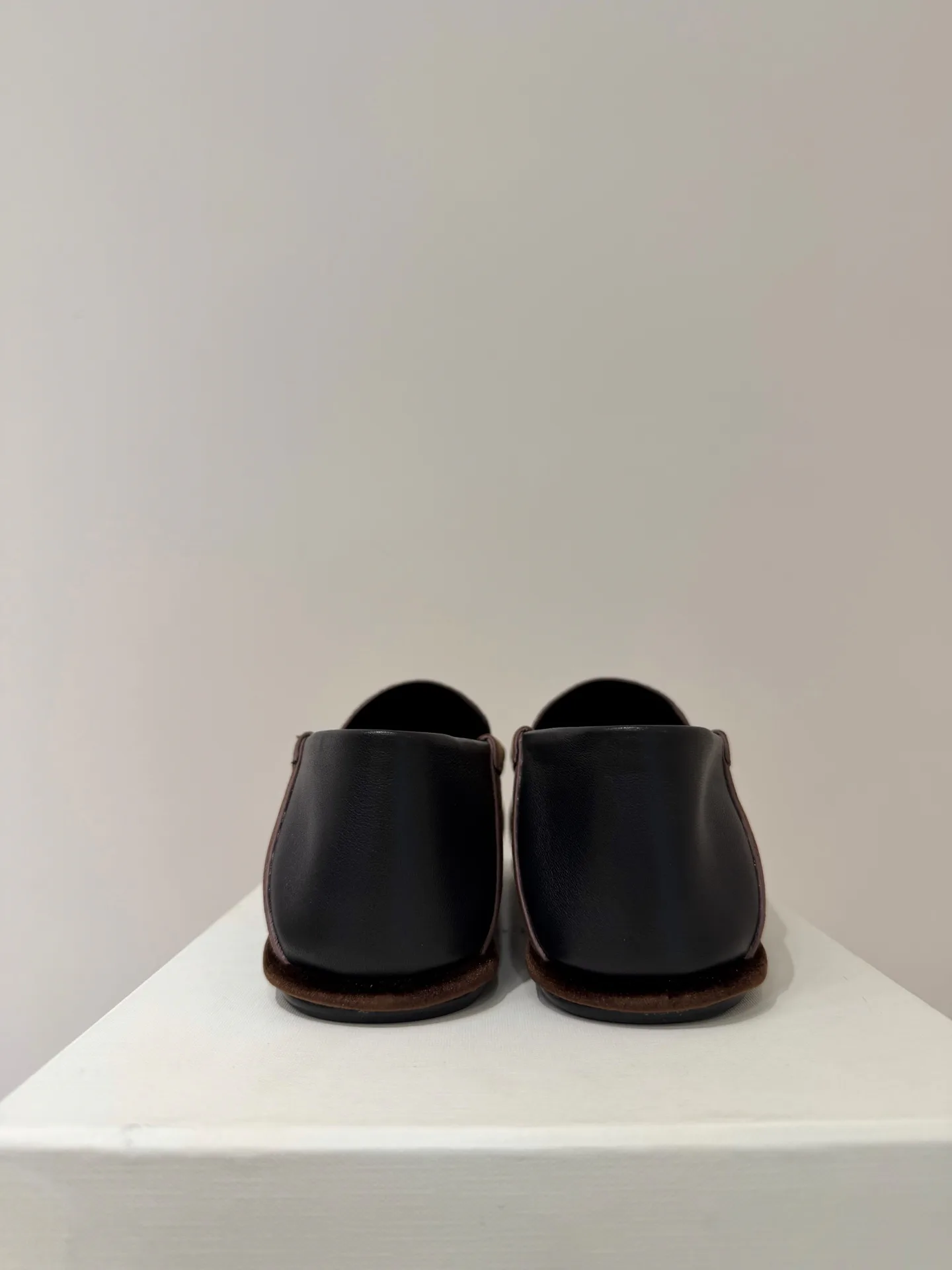 Women's Loafers And Moccasins SAINT LAURENT 18195680