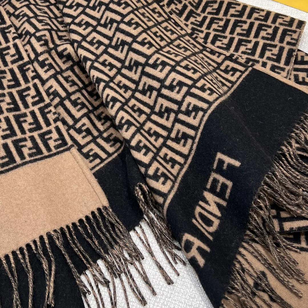 Scarves FENDI 17992111
