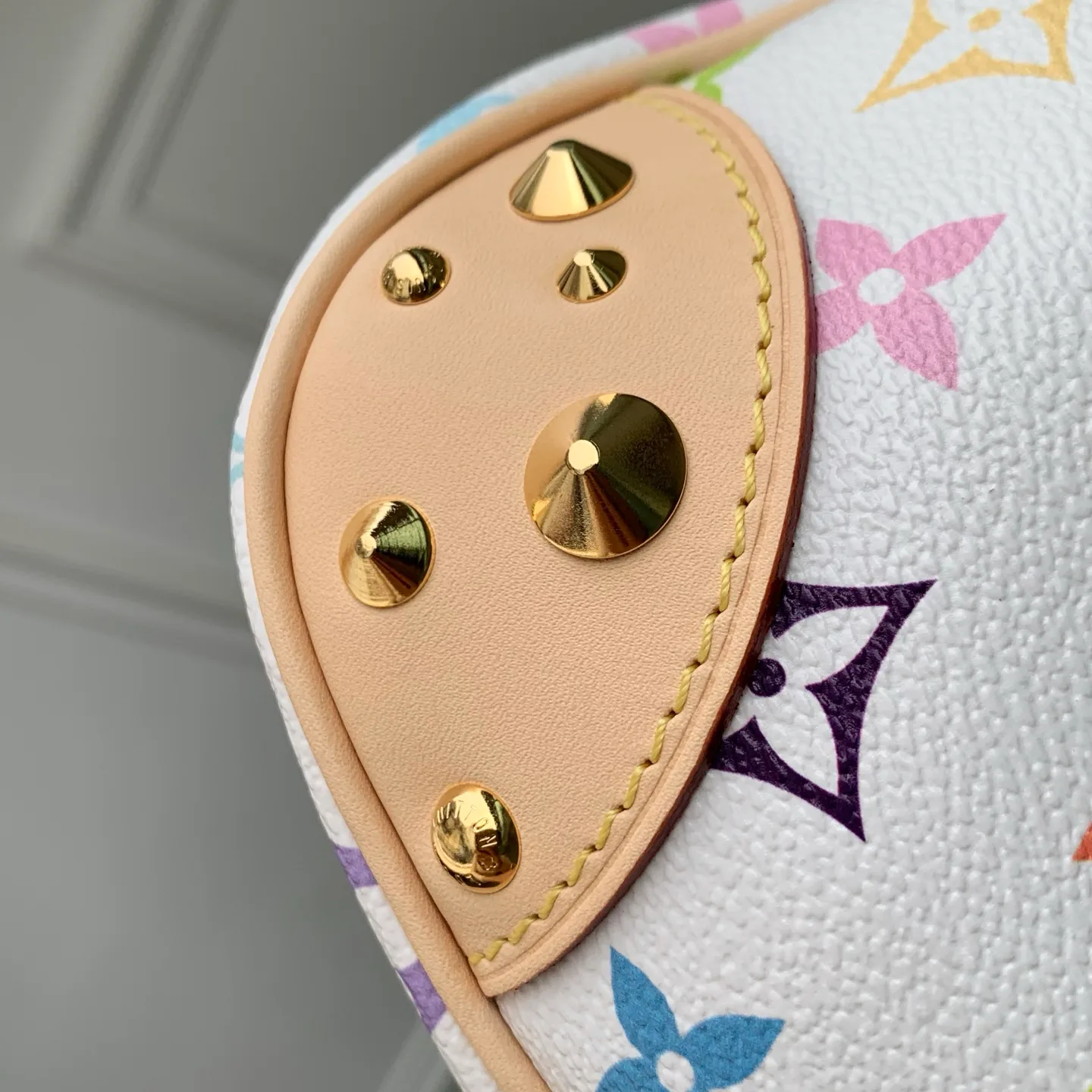 Women's Classic Handbags LOUIS VUITTON 18412566