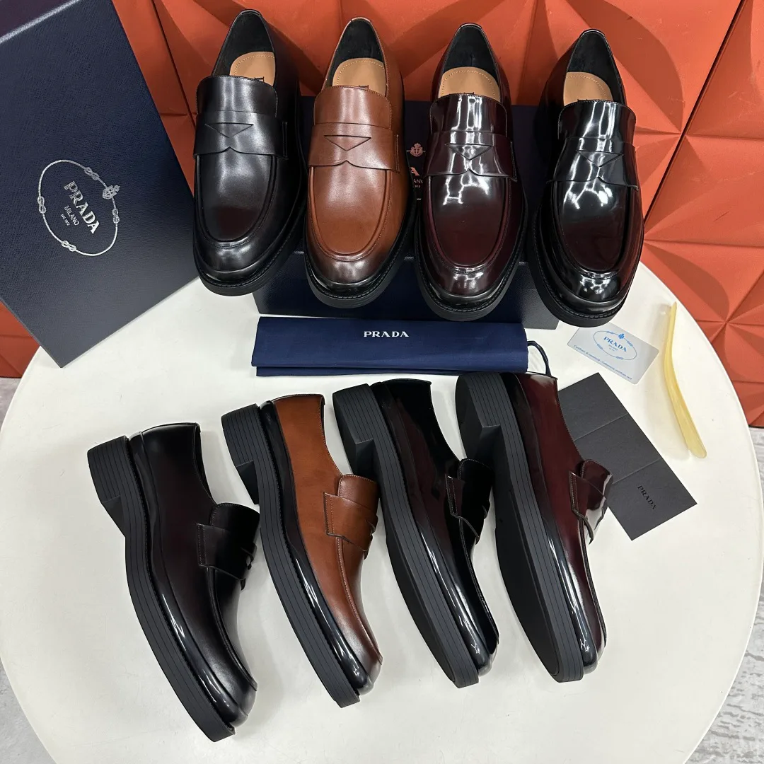 Men's Loafers And Dress Shoes PRADA 18397554
