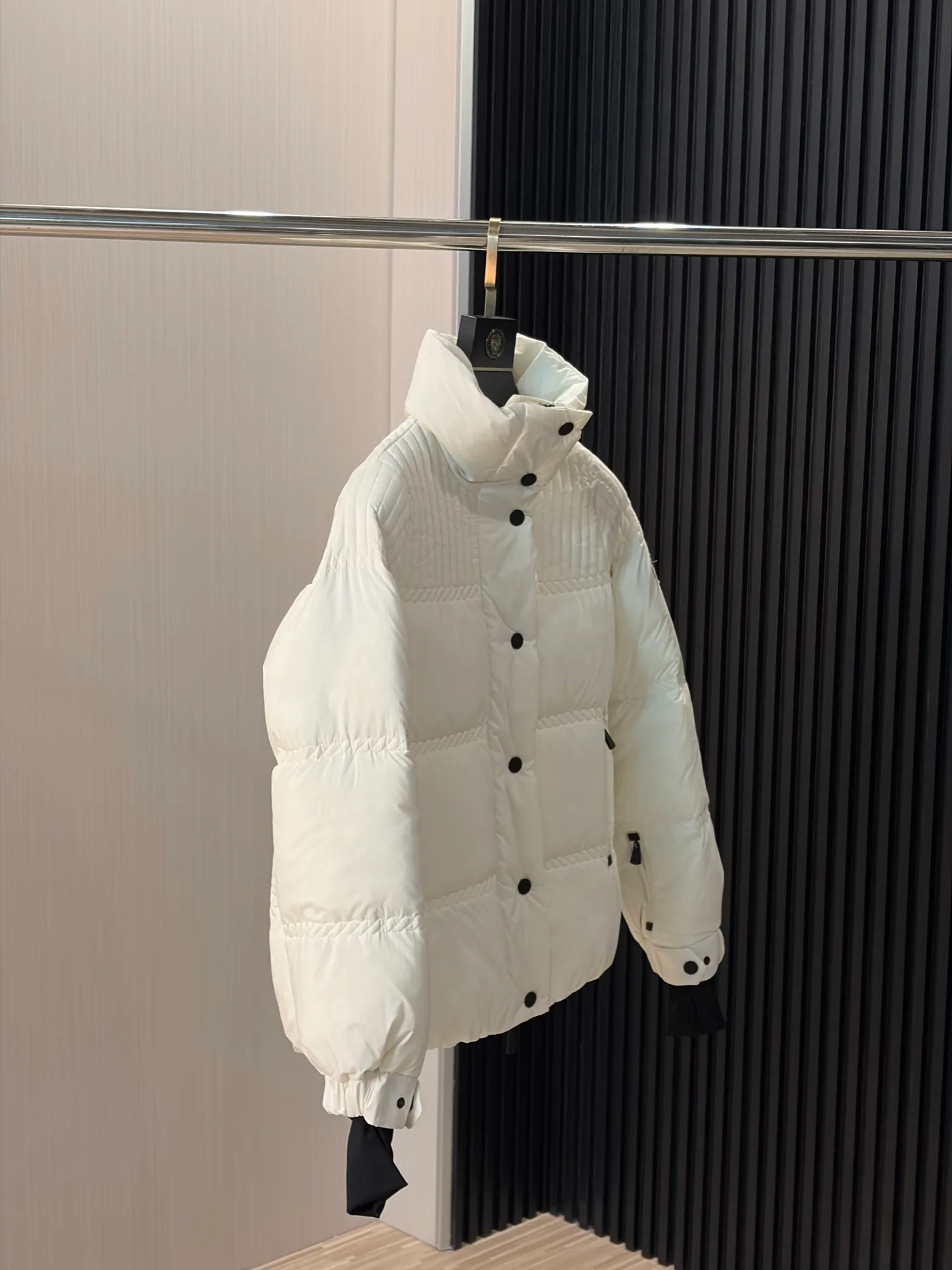 Куртки И Пуховики Мужские Moncler 18634500