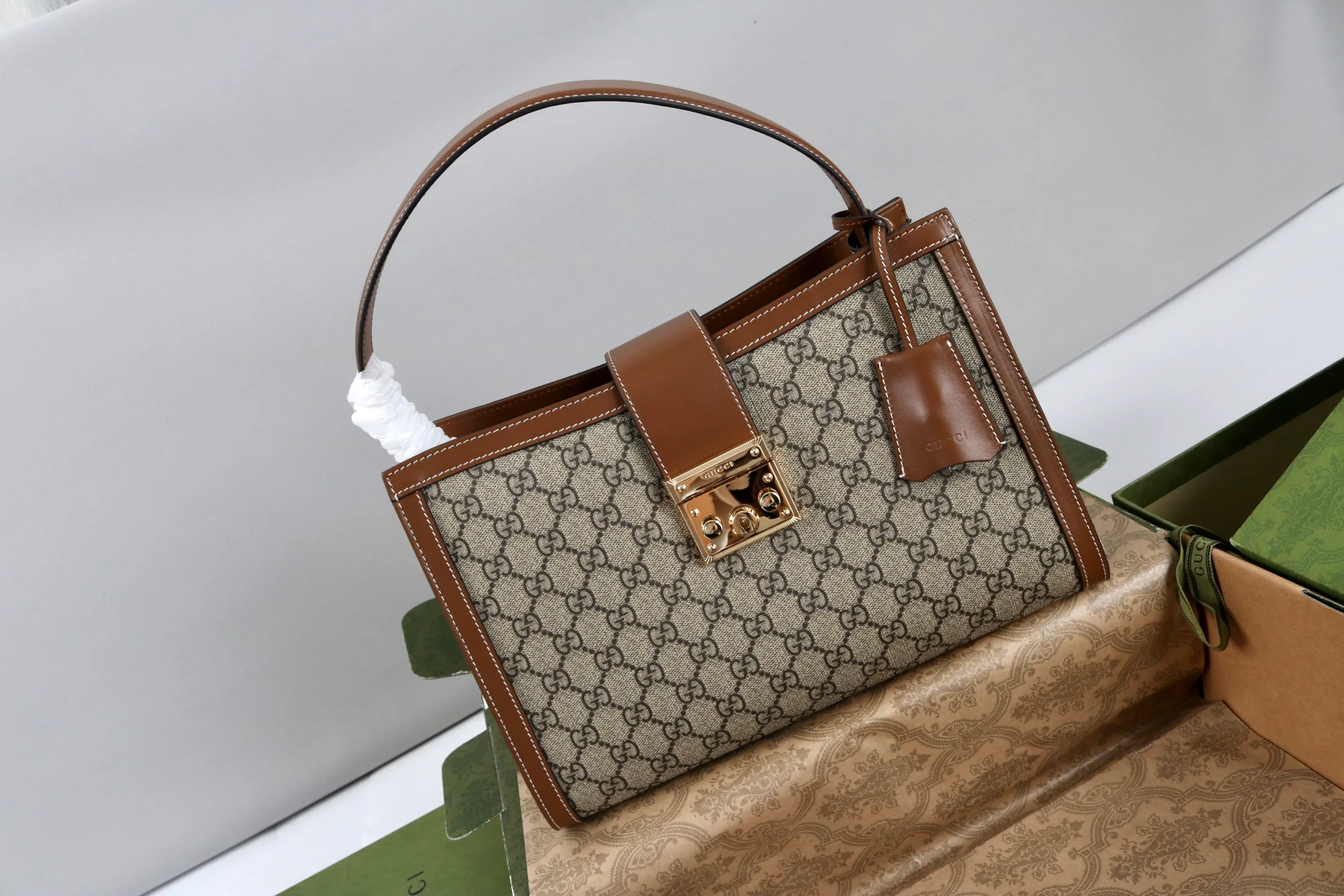 Women's Classic Handbags GUCCI 18361916