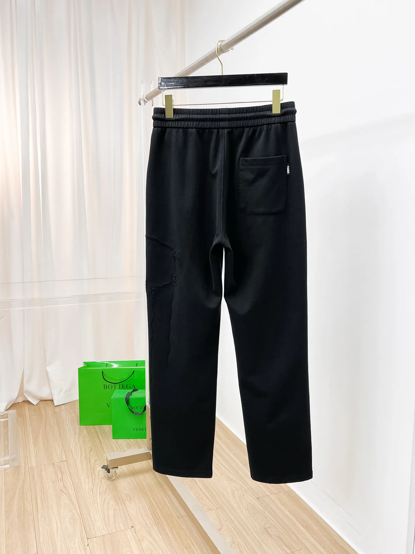 Men's Trousers MAISON MARGIELA 18399352
