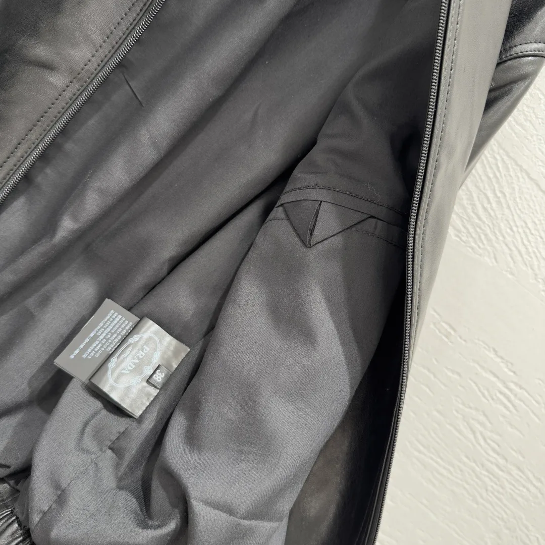 Women's Leather Jackets And Sheepskin Coats PRADA 18090511