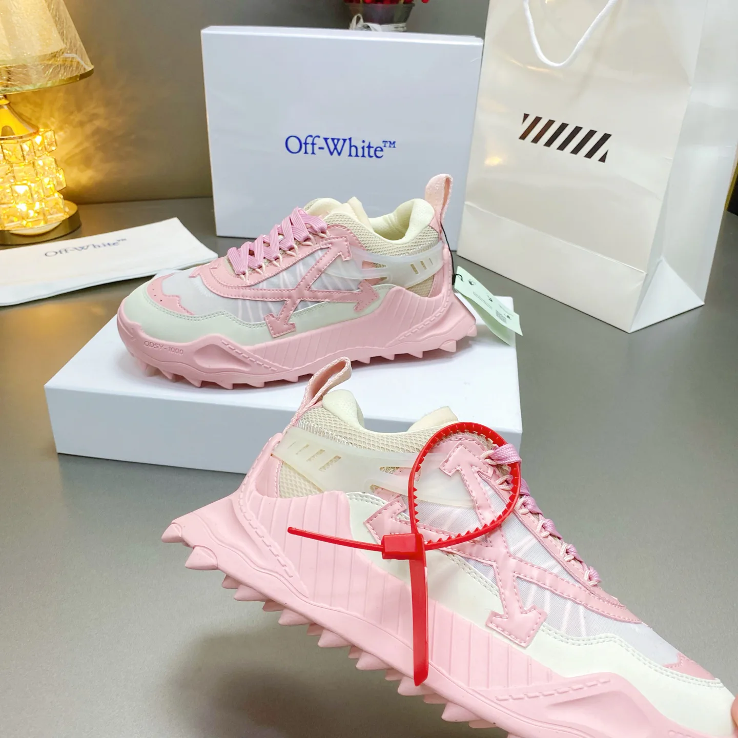 Women's Sneakers OFF-WHITE 17530534