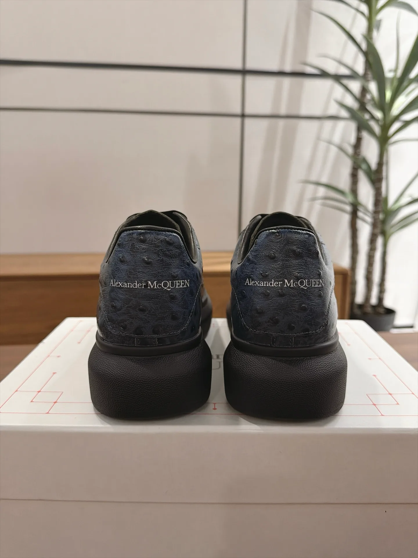 Women's Sneakers ALEXANDER MCQUEEN 18159793