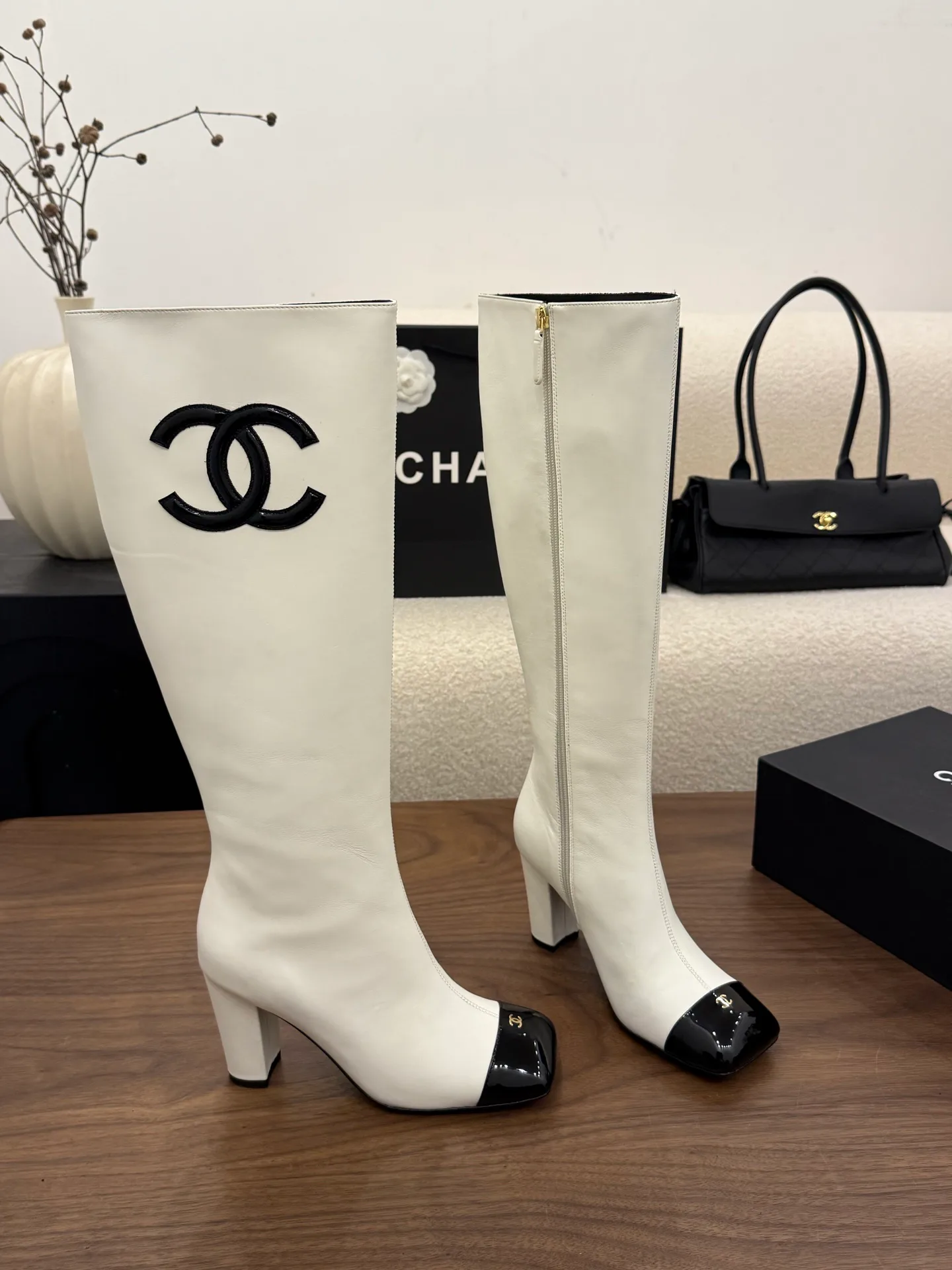 Women's Boots CHANEL 17925192