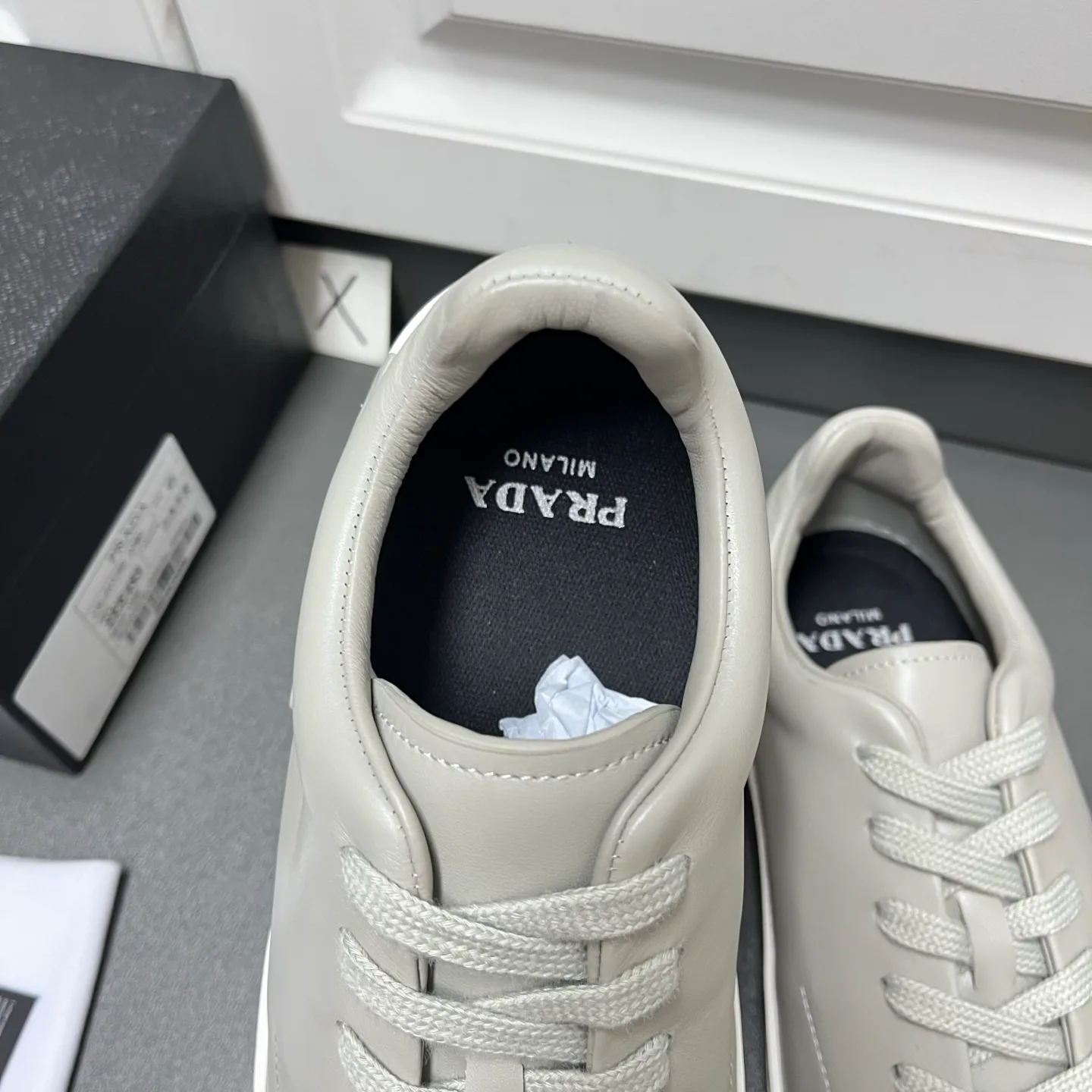 Men's Sneakers PRADA 16940100