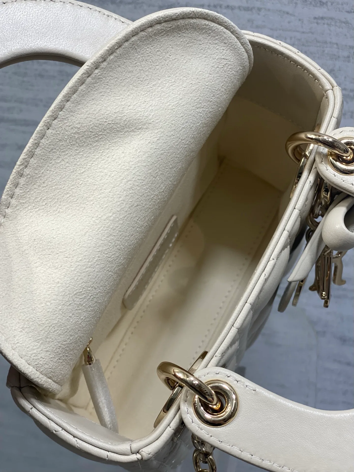 Women's Classic Handbags CHRISTIAN DIOR 17601469