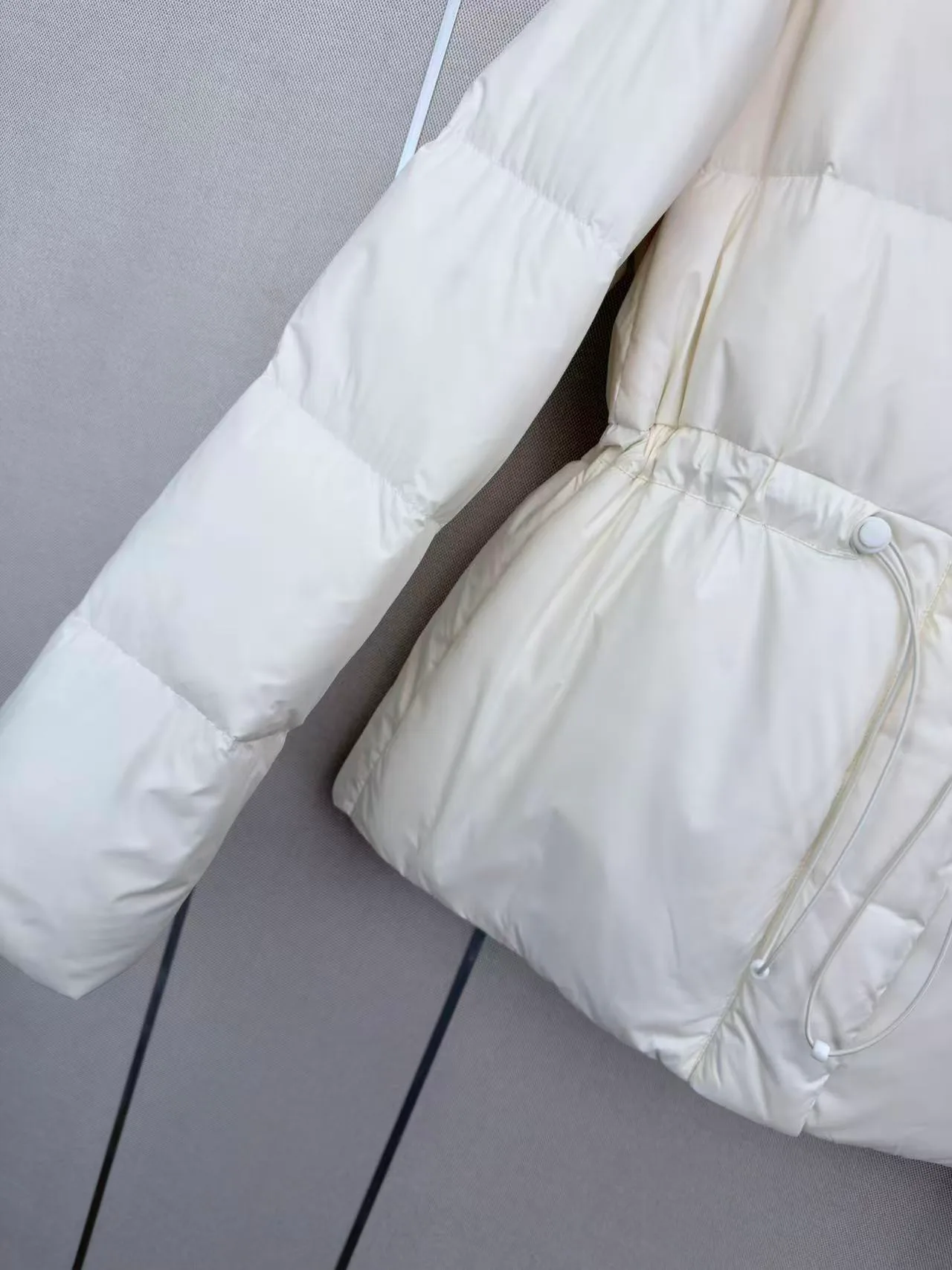 Women's Jackets And Down Jackets CANADA GOOSE 18114106