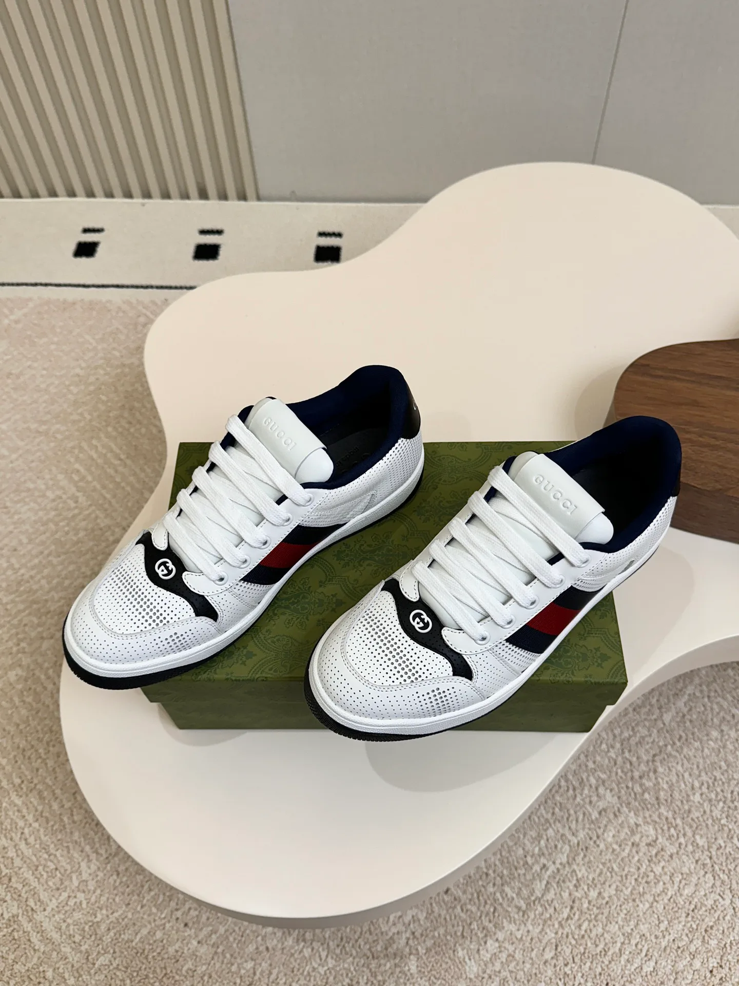 Women's Sneakers GUCCI 17451095