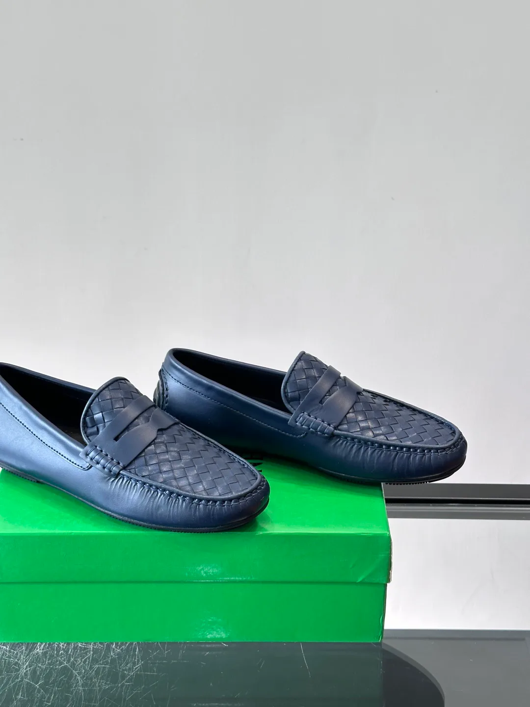 Women's Loafers And Moccasins BOTTEGA VENETA 18102731